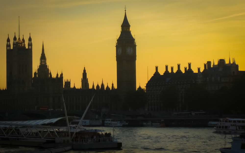 Canon DIGITAL IXUS 30 sample photo. "shadow over parliament" #photojambo #london
https://t.co/0bty1jhxah https://t.co/dycvzzsvtf photography