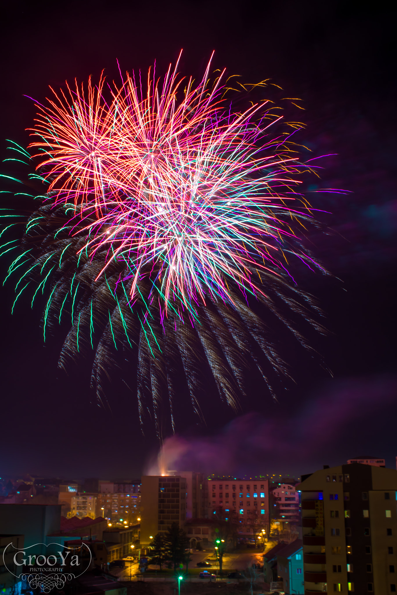 AF Zoom-Nikkor 28-85mm f/3.5-4.5 sample photo. Fireworks in kragujevac photography