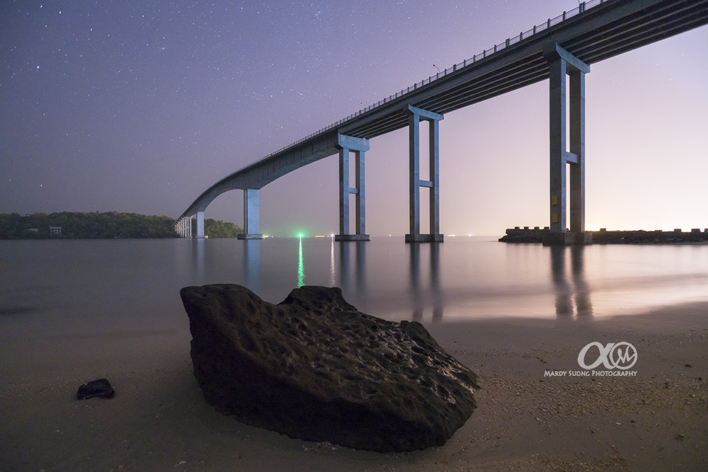 Sony Vario-Sonnar T* 16-35mm F2.8 ZA SSM II sample photo. The rock and snake island bridge ! (ខេត្តព្រះសីហនុ photography