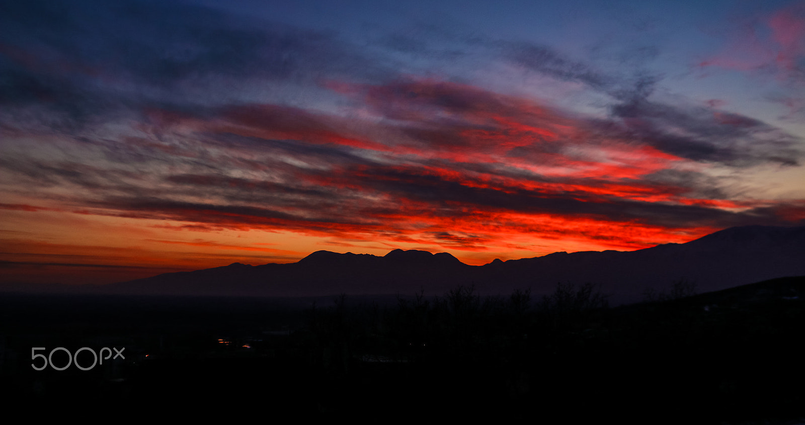 Canon EF 20mm F2.8 USM sample photo. Twilight photography