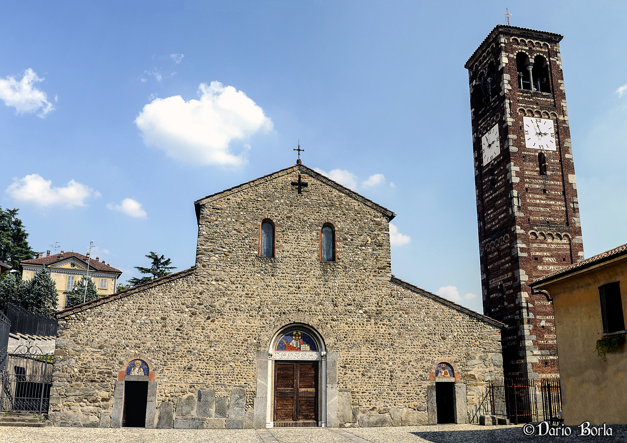 Nikon D300S + Sigma 24mm F2.8 Super Wide II Macro sample photo. Basilica dei santi pietro e paolo (agliate) photography