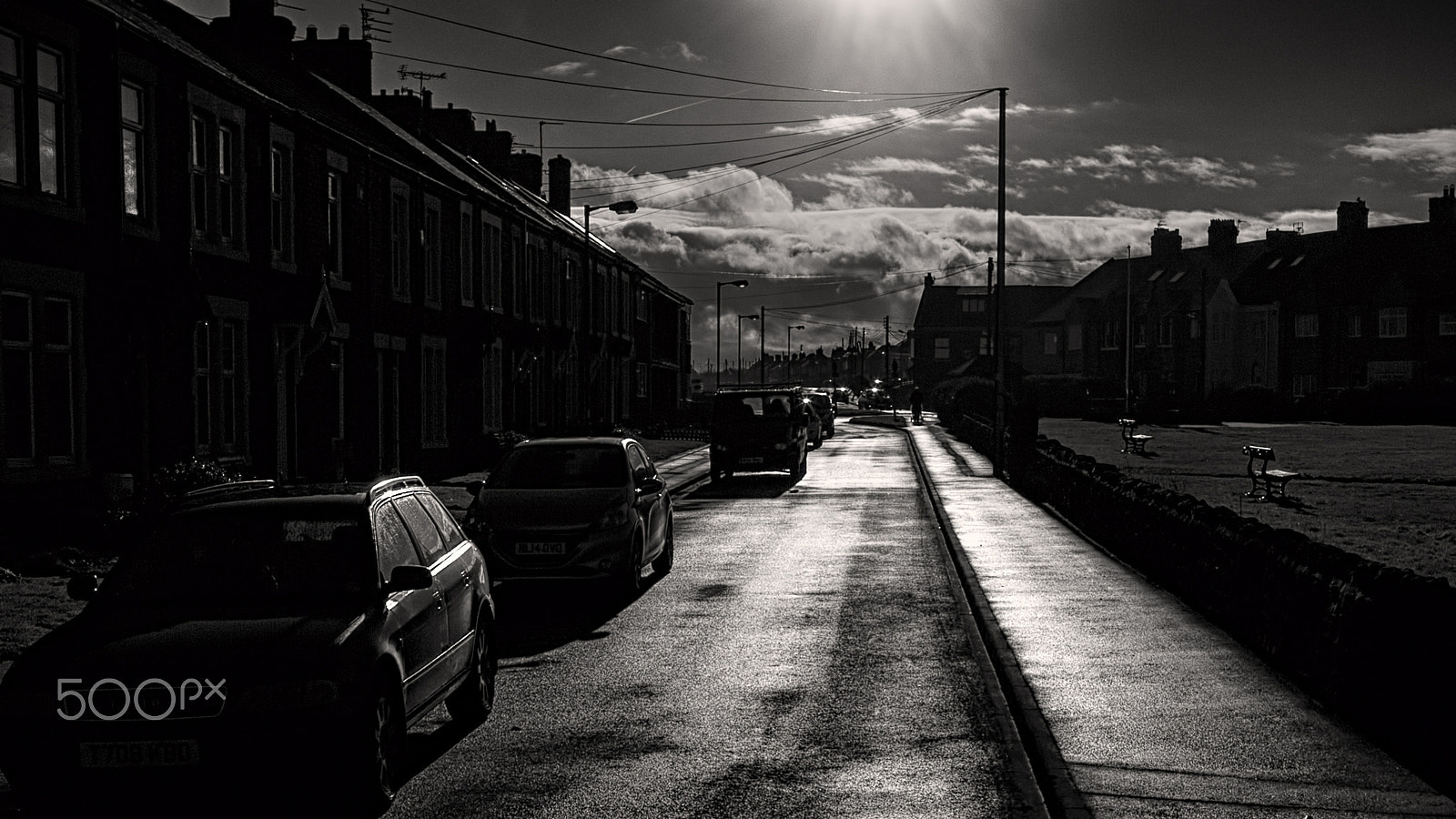 Canon TS-E 24.0mm f/3.5 L II sample photo. The sunny side of the street photography