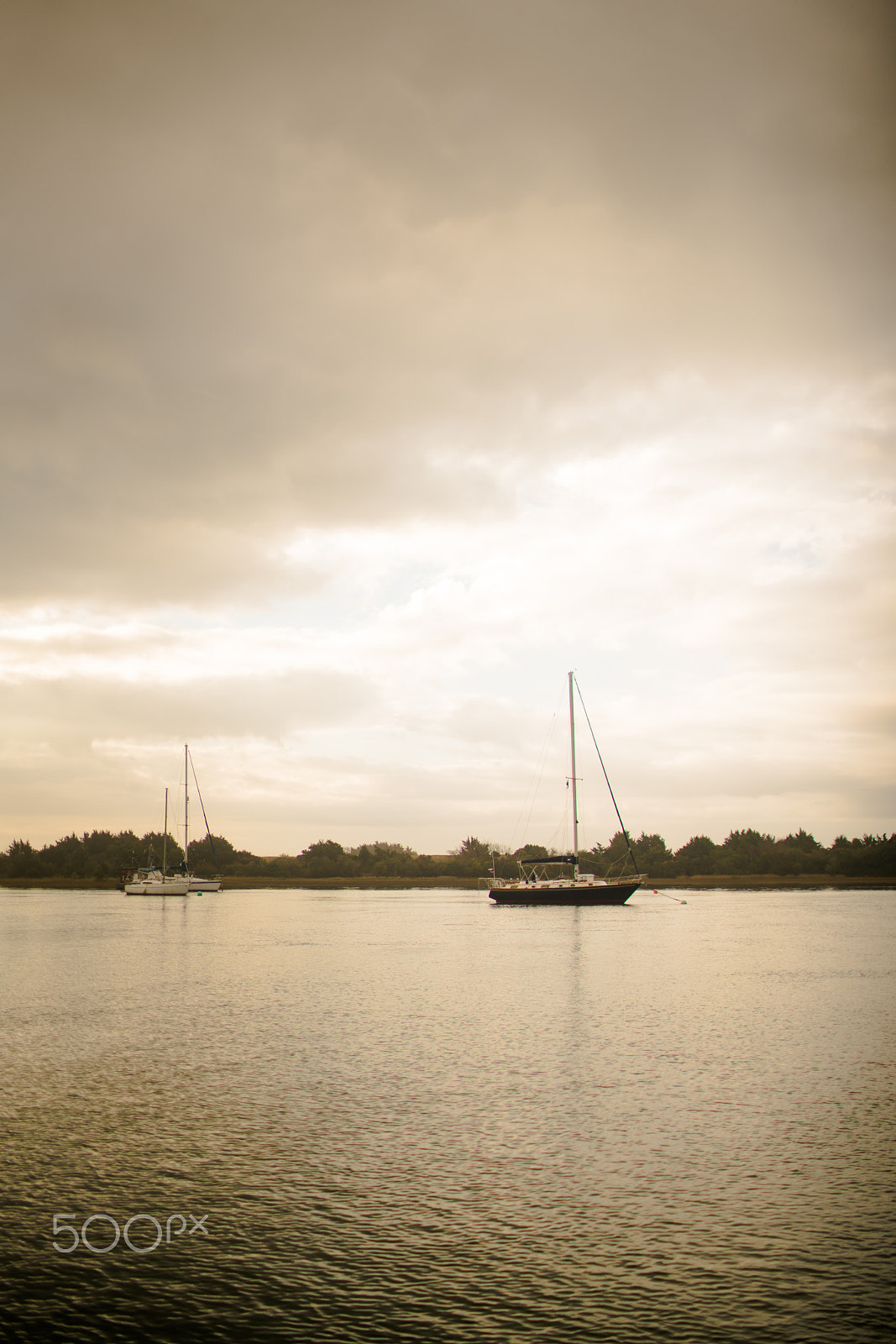 Sony a7R II + Canon EF 35mm F1.4L USM sample photo. Sailboat in harbor photography