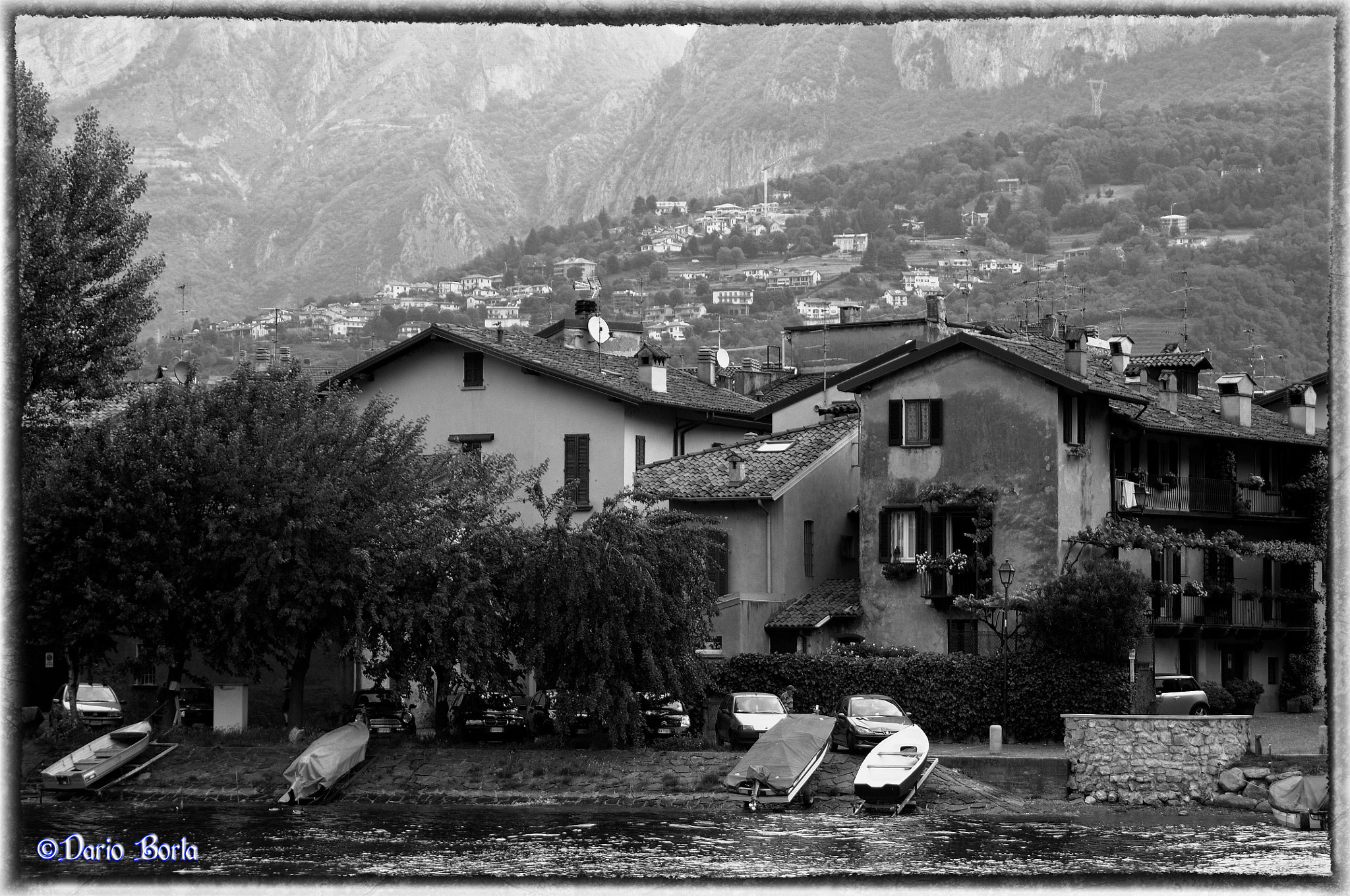 Nikon D300S + Sigma 28-200mm F3.5-5.6 Compact Aspherical Hyperzoom Macro sample photo. Pescarenico, lecco - italy photography