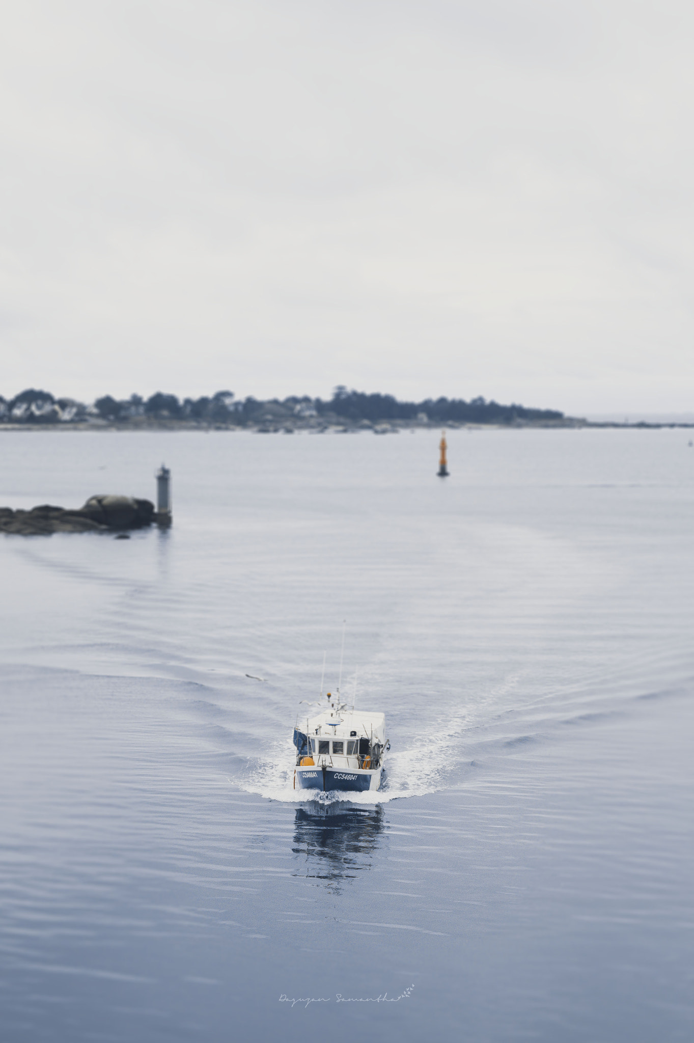 Sony SLT-A33 + Sony DT 50mm F1.8 SAM sample photo. Concarneau photography