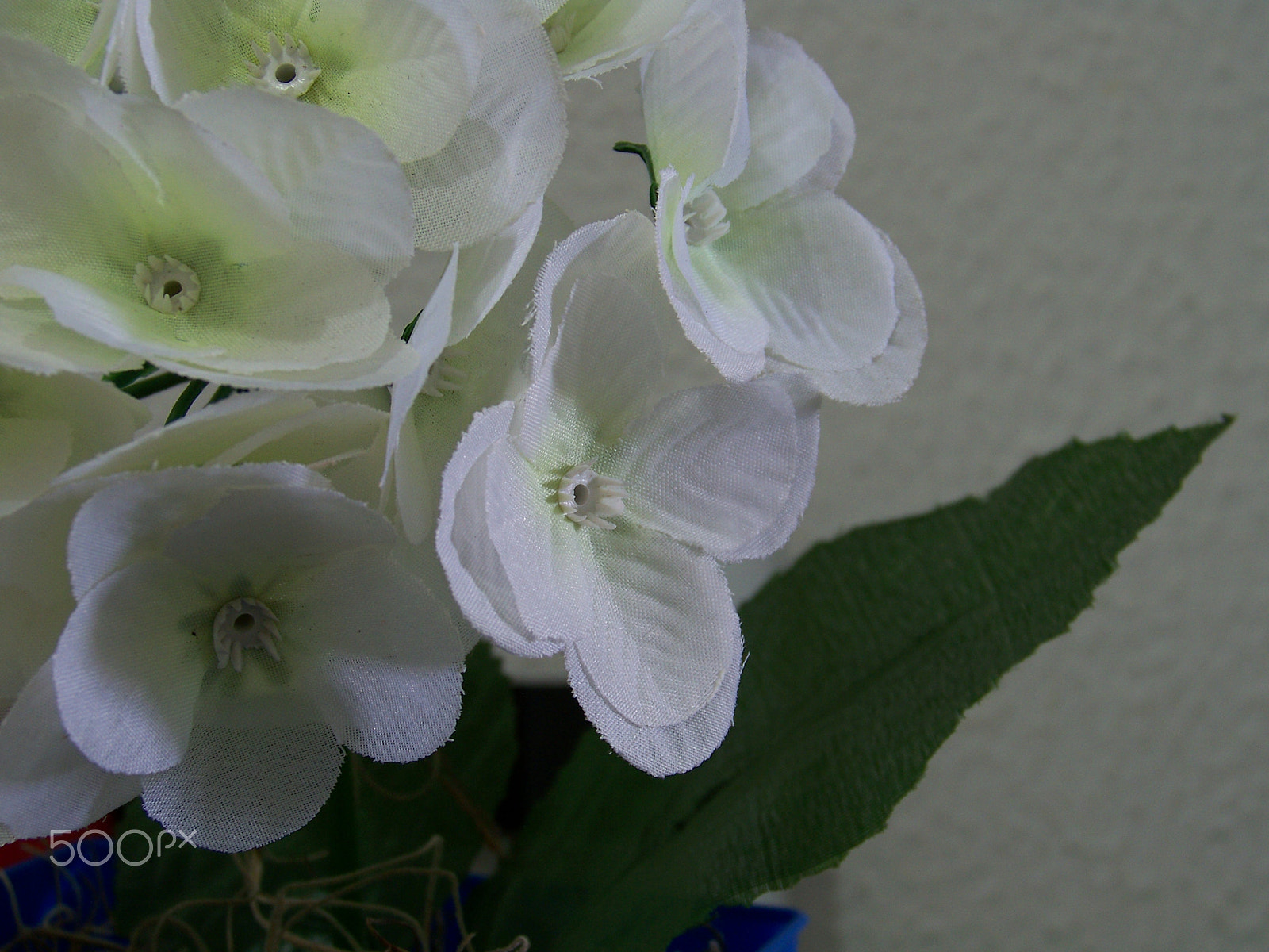 Kodak EASYSHARE Z1012 IS DIGITAL CAMERA sample photo. Flor sintetica photography