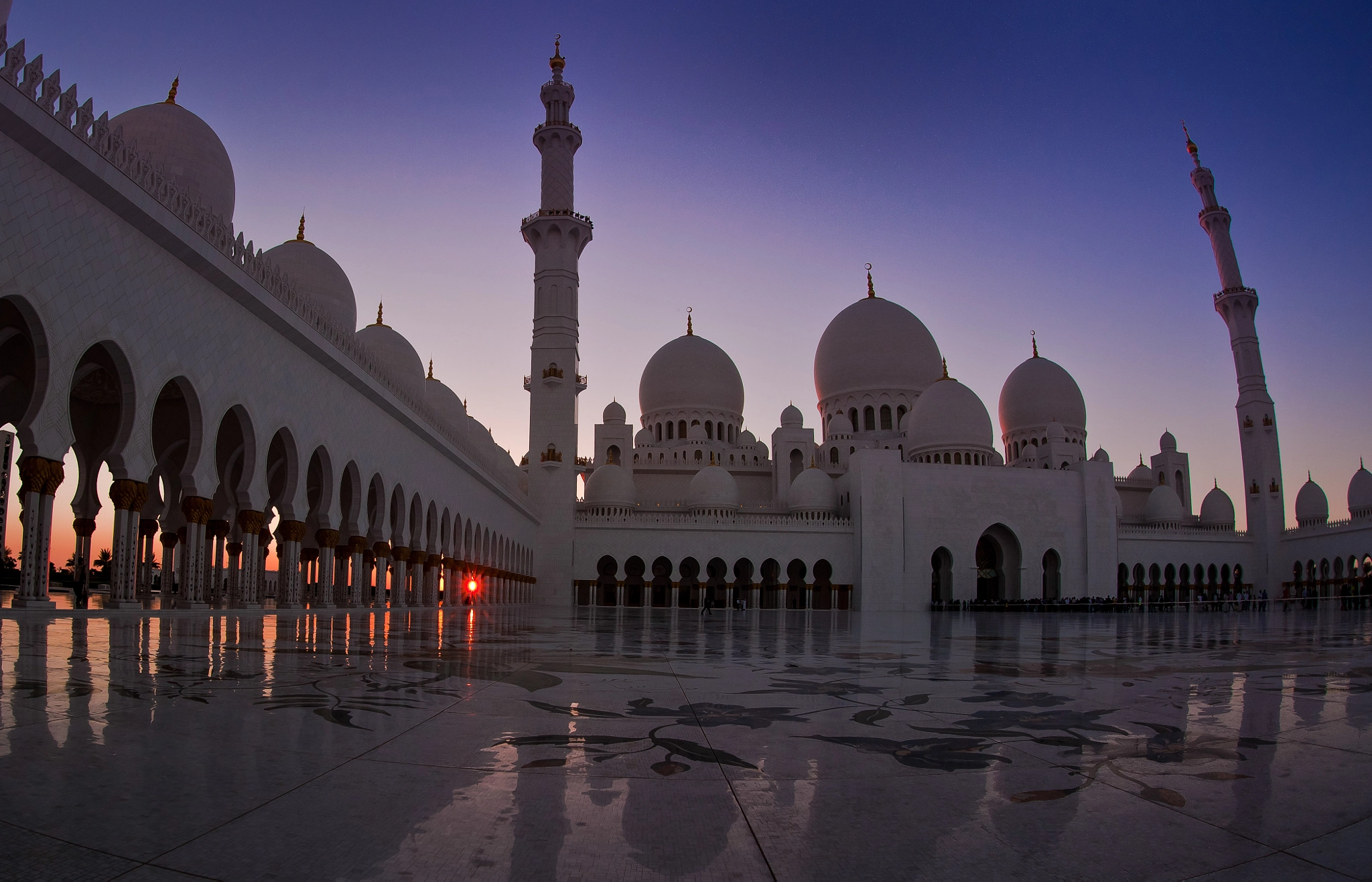 Sigma 15mm f/2.8 EX Fisheye sample photo. Sunset in abu dhabi photography