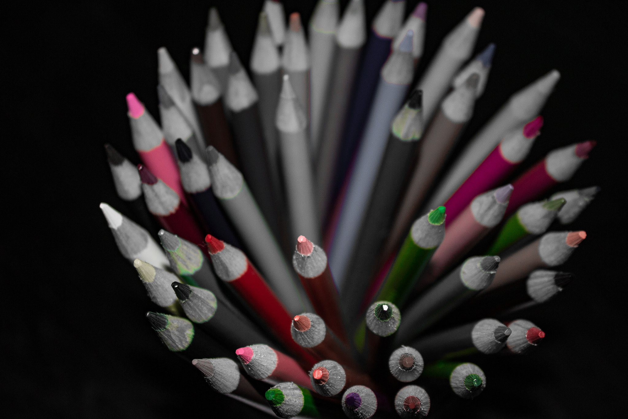 Canon EOS 100D (EOS Rebel SL1 / EOS Kiss X7) sample photo. Coloured pencils photography