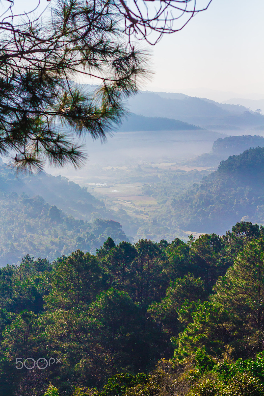 Canon EOS 650D (EOS Rebel T4i / EOS Kiss X6i) sample photo. At top of the mountain photography