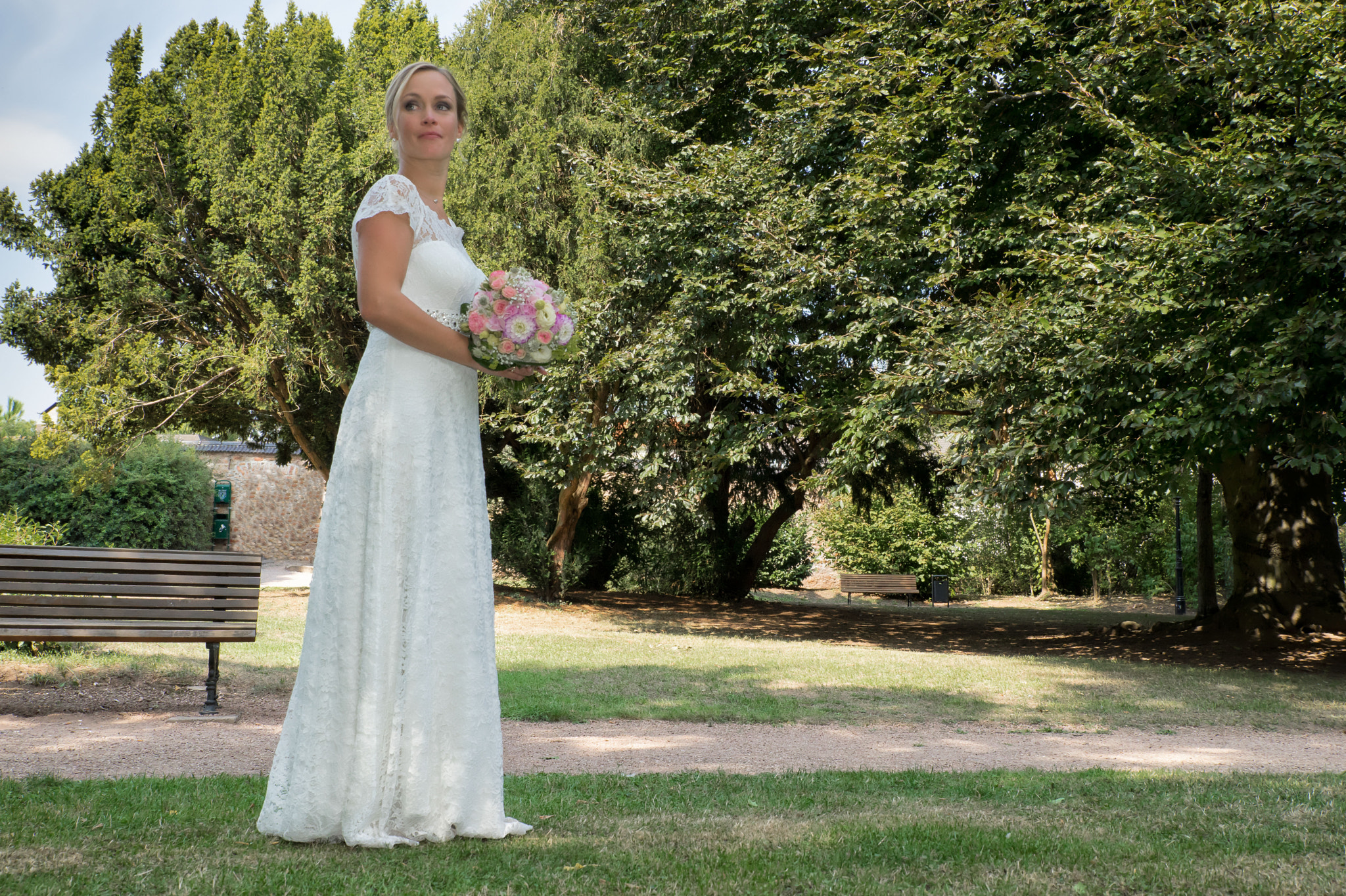 24-70mm F2.8-2.8 SSM sample photo. Yvonne photography