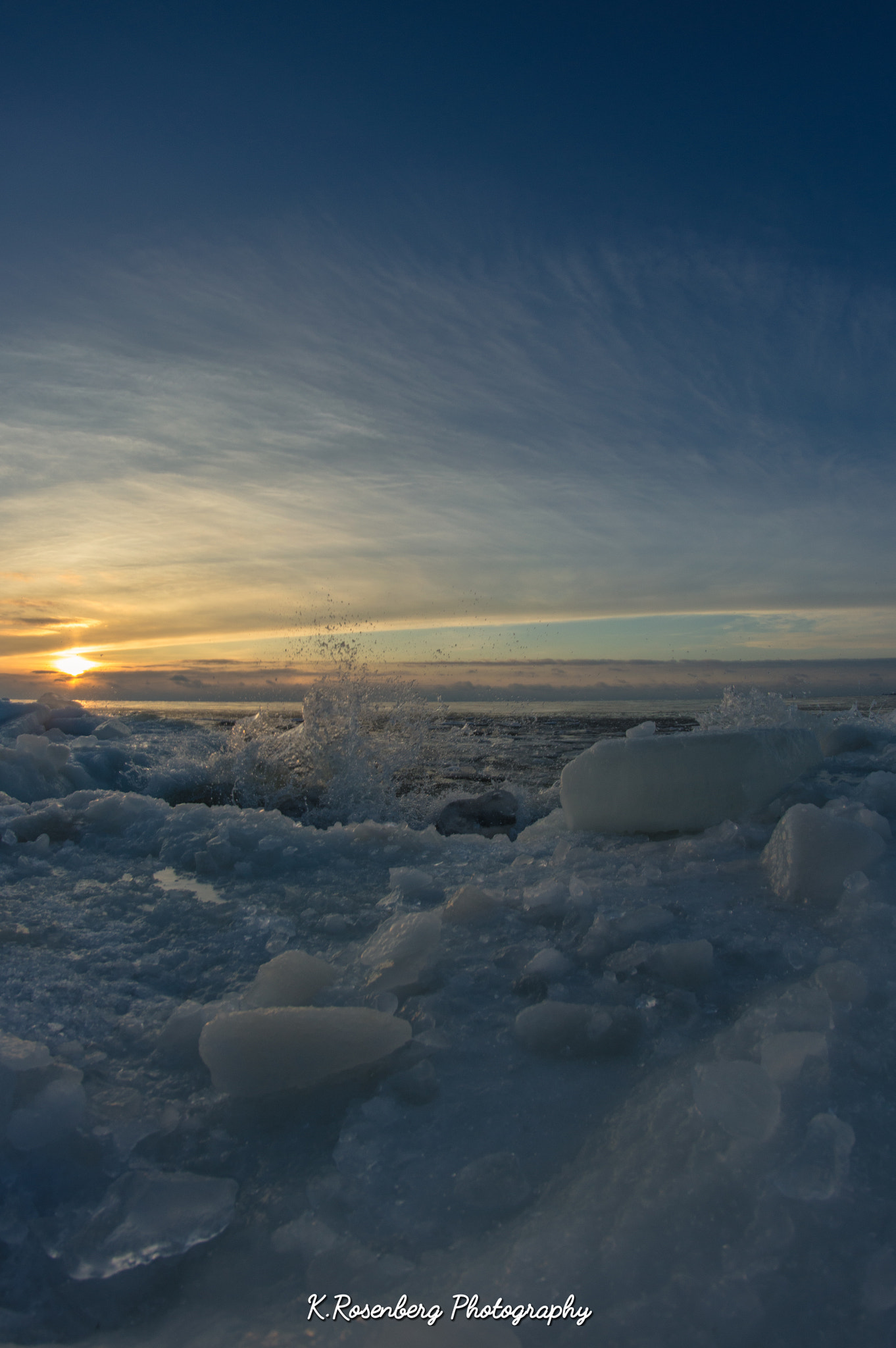 Nikon D3200 + Samyang 8mm F3.5 Aspherical IF MC Fisheye sample photo. Sunset by the sea photography