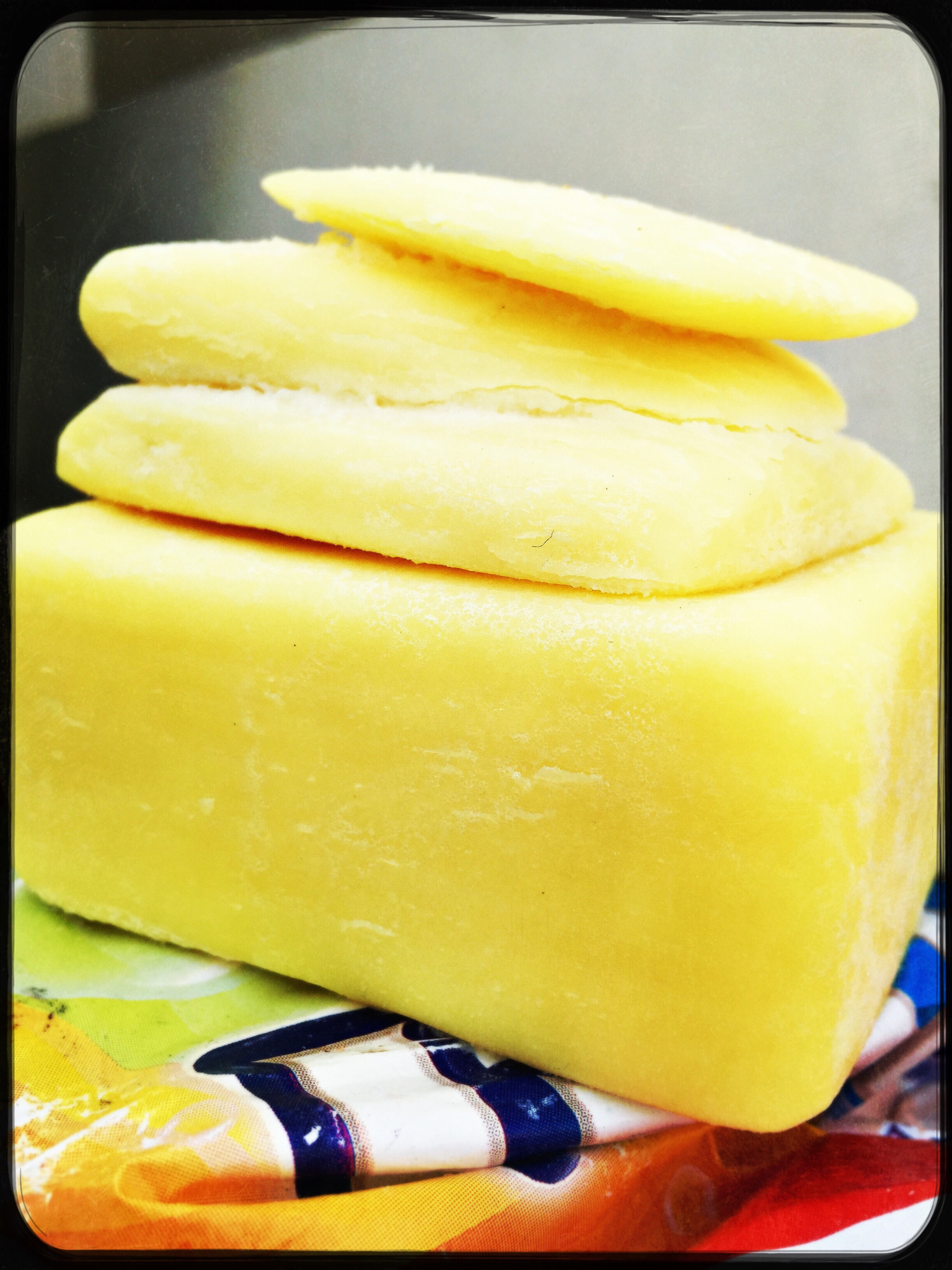 Hipstamatic 305 sample photo. Cheezy soap:) photography