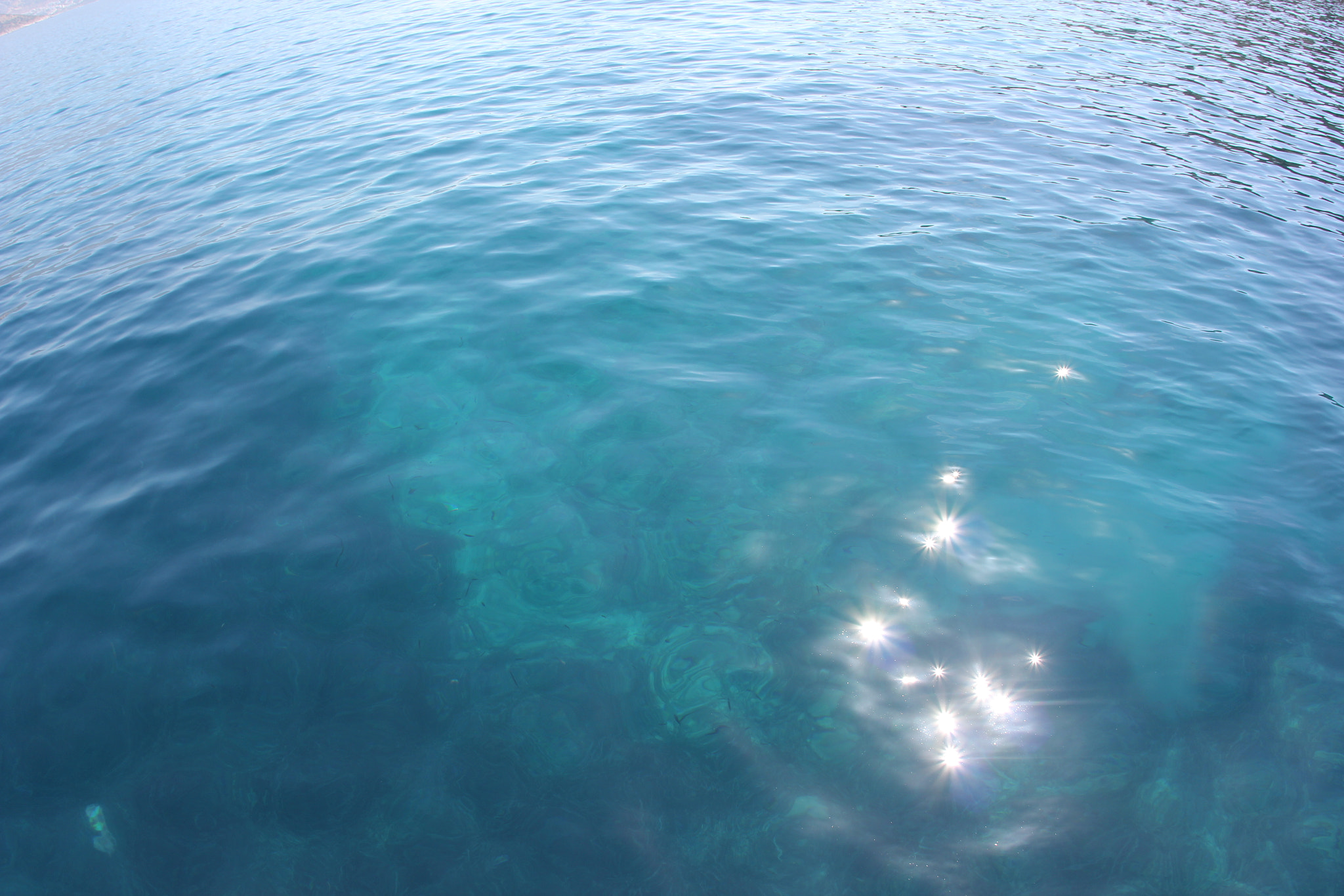 Canon EOS 550D (EOS Rebel T2i / EOS Kiss X4) + Canon EF 15mm F2.8 Fisheye sample photo. Travel photography