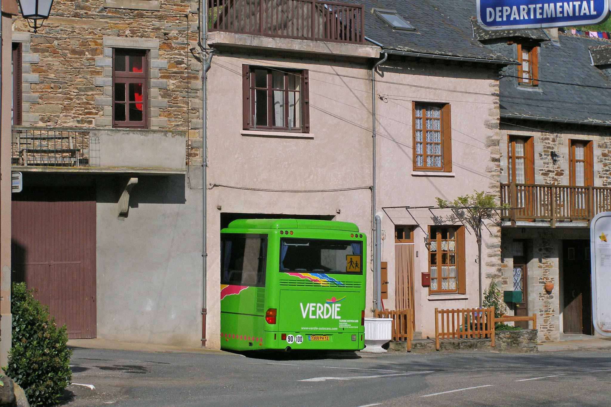 Olympus C70Z,C7000Z sample photo. How to park a bus! photography
