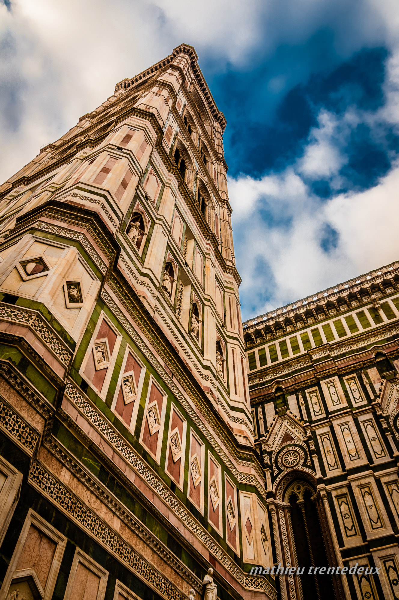 Sigma 17-70mm F2.8-4 DC Macro OS HSM | C sample photo. Florence - basilique san lorenzo photography