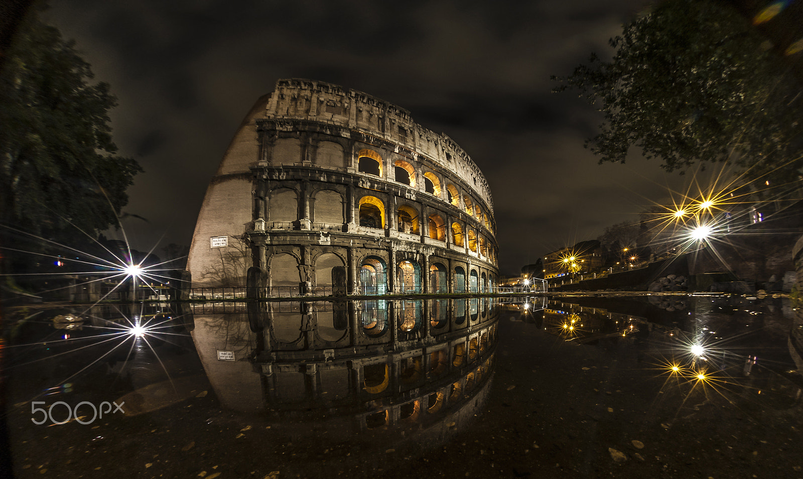 Nikon AF DX Fisheye-Nikkor 10.5mm F2.8G ED sample photo. Colosseum photography