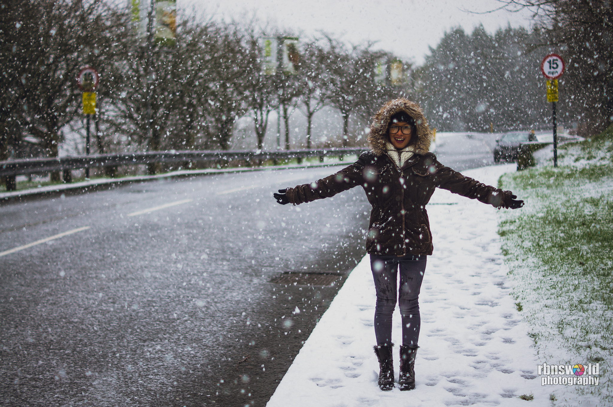 Sony Alpha DSLR-A580 + Sony DT 50mm F1.8 SAM sample photo. First snow photography