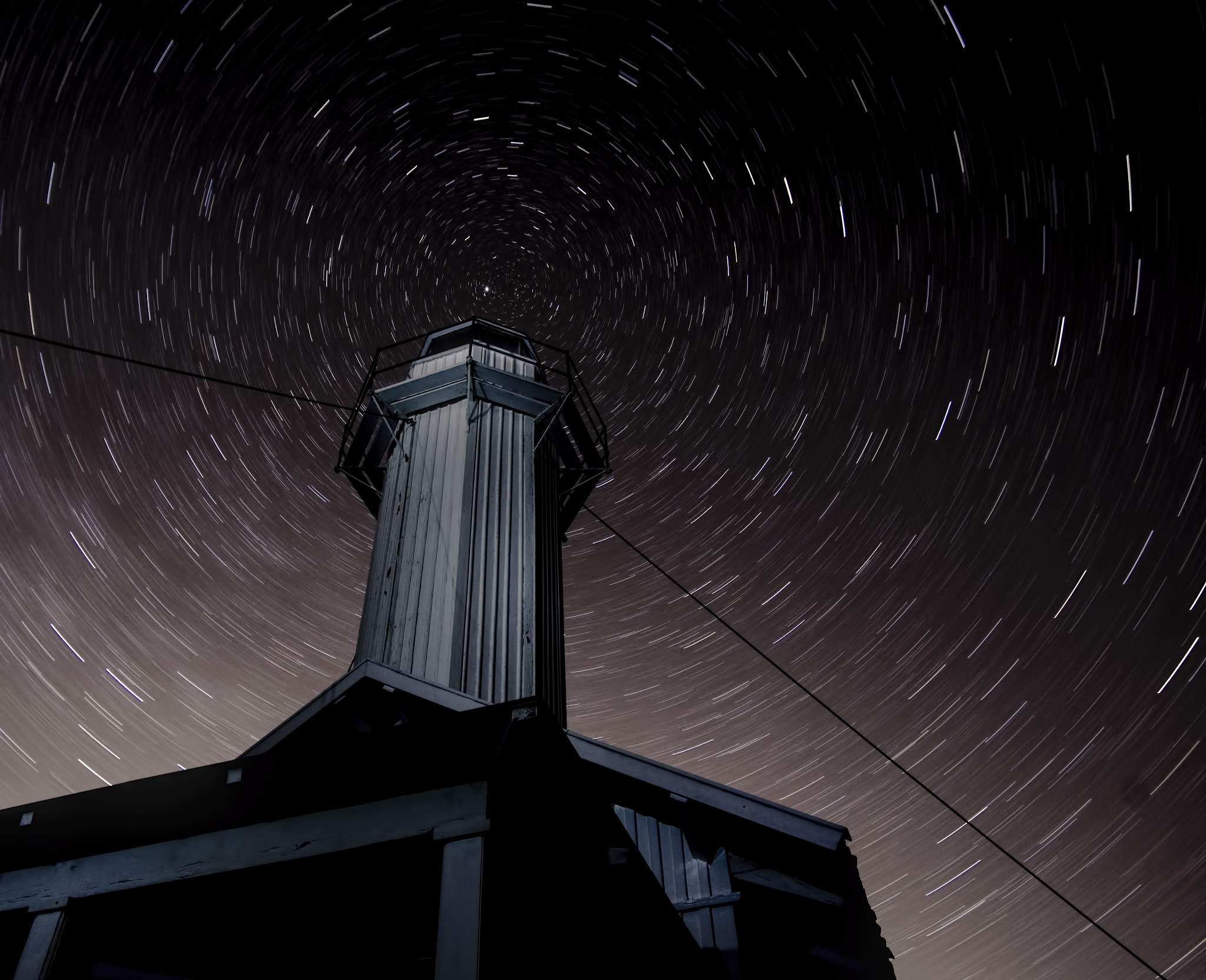 Pentax smc DA 16-45mm F4 ED AL sample photo. Spinning lighthouse photography