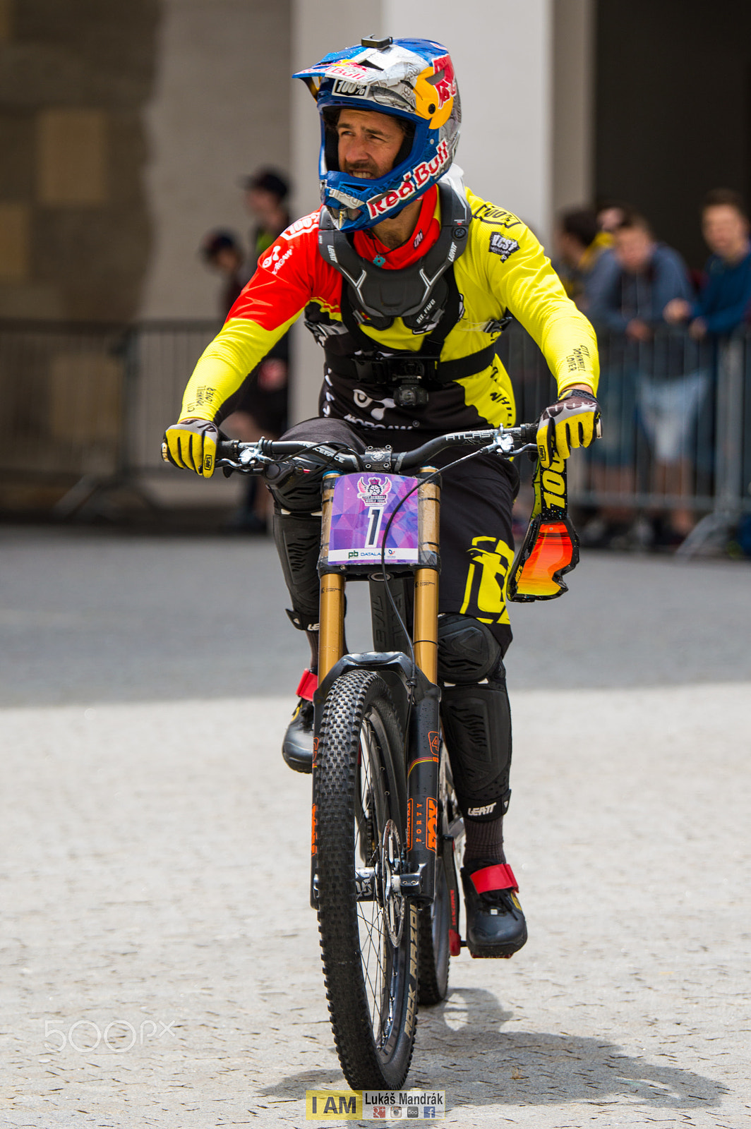 Nikon AF-S Nikkor 70-200mm F2.8G ED VR II sample photo. World champion photography