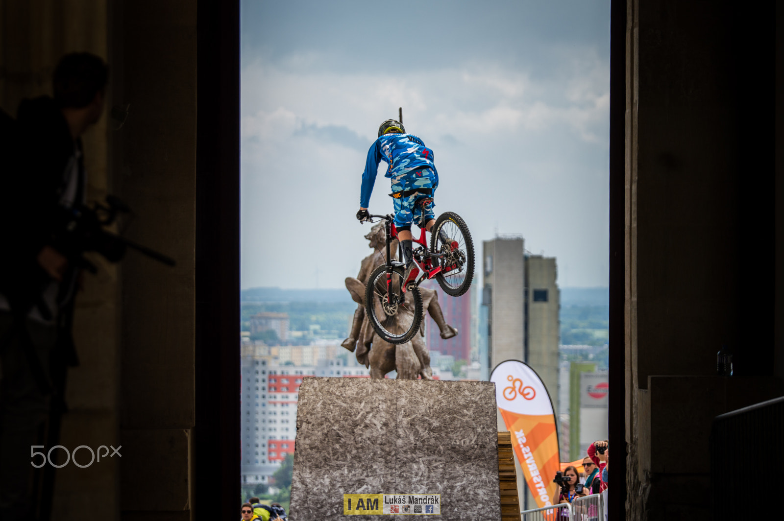 Nikon AF-S Nikkor 70-200mm F2.8G ED VR II sample photo. City downhill bratislava photography