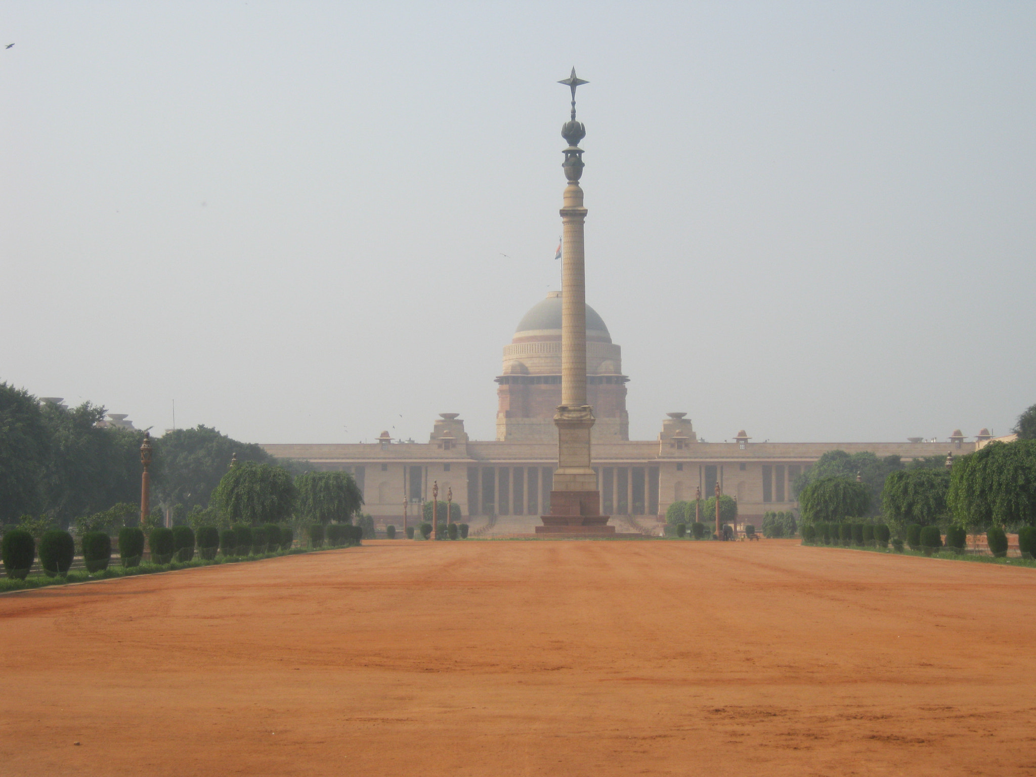 Canon PowerShot A490 sample photo. Autumn mist in delhi, 2011 photography