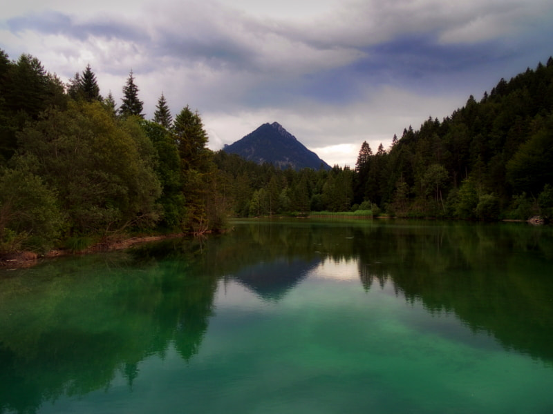 Samsung ST60 / VLUU ST60 /  TL105 /  ST61 sample photo. Mountain lake photography