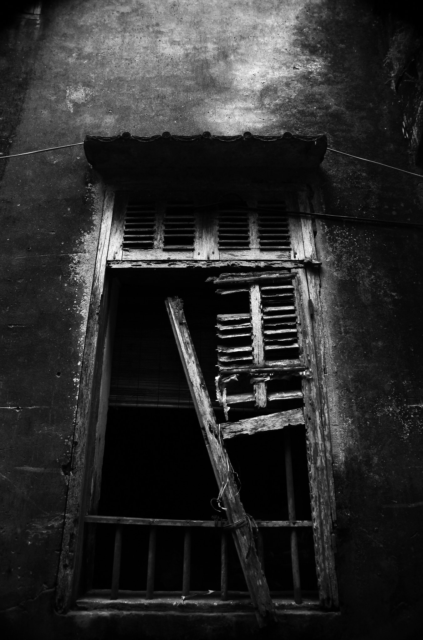 Canon EOS-1D Mark IV sample photo. Abandoned photography