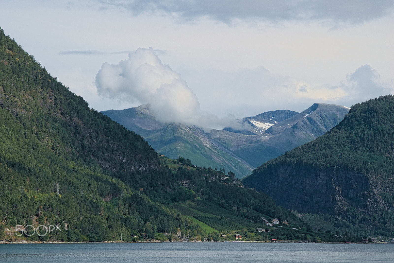 Nikon D5300 + Tamron AF 18-270mm F3.5-6.3 Di II VC LD Aspherical (IF) MACRO sample photo. Cloud in the fjord photography