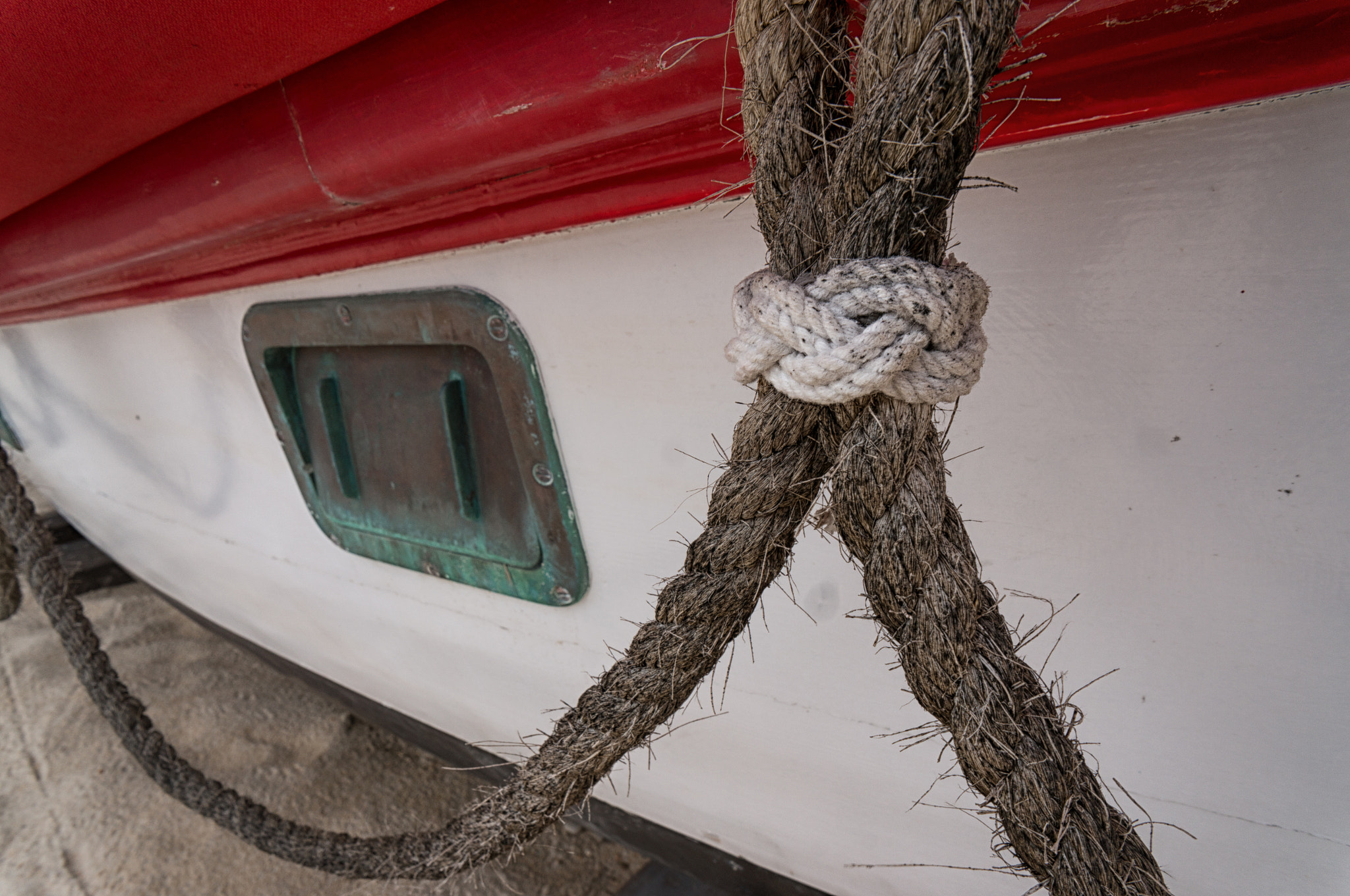 Sony Alpha NEX-6 + Sony E 16mm F2.8 sample photo. Modifier photography