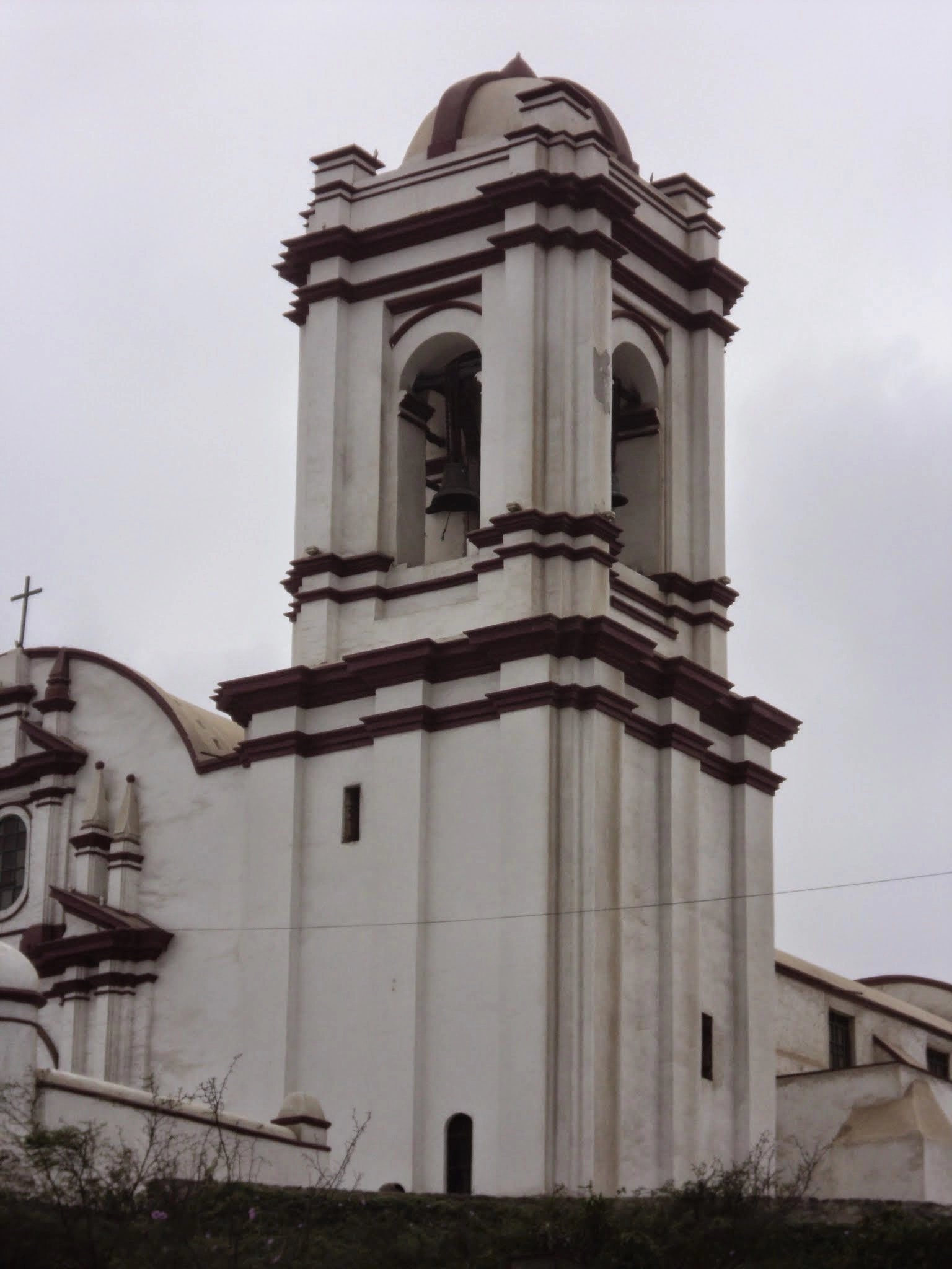Sony DSC-S2100 sample photo. Church tower photography