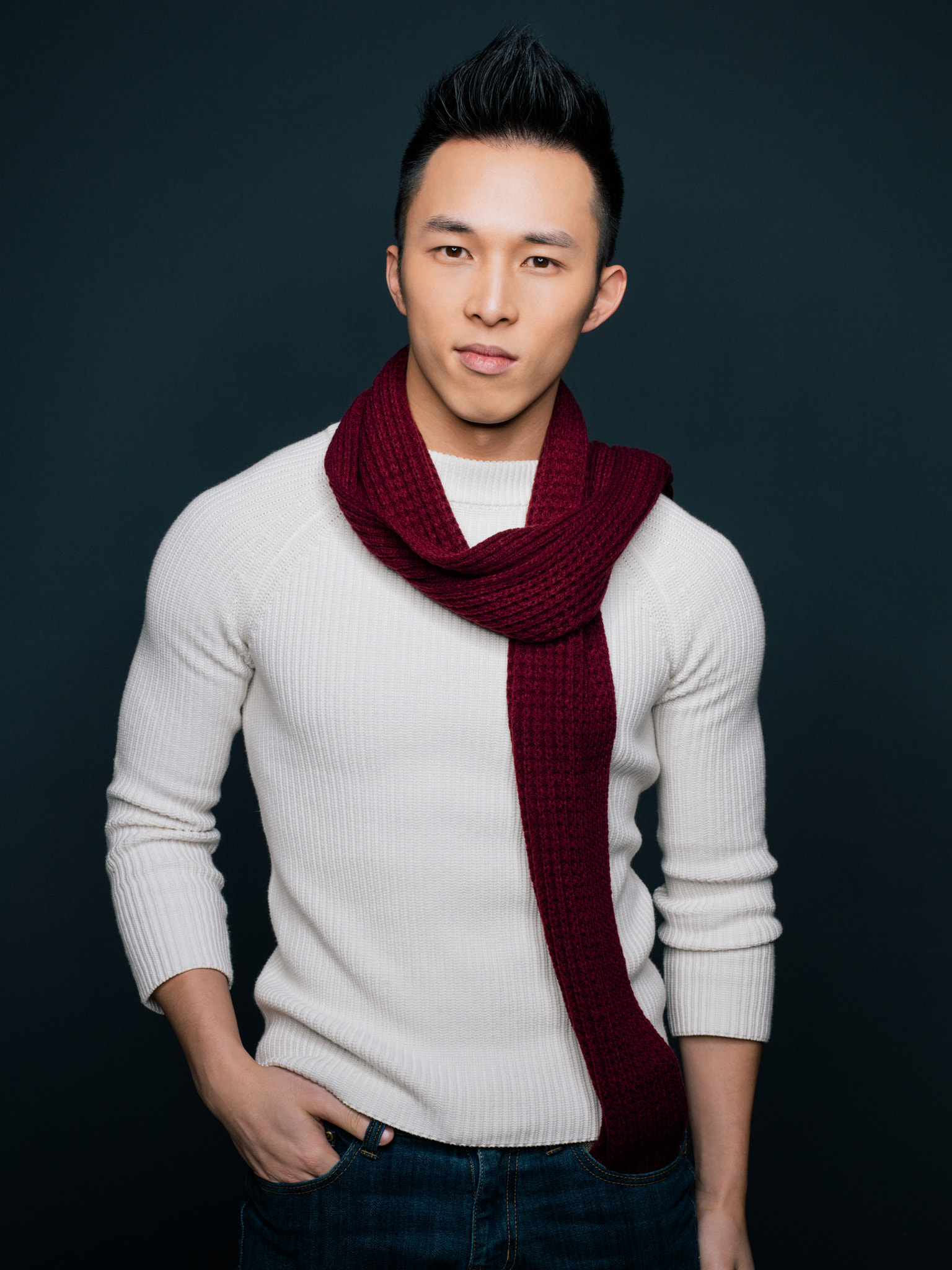 Hasselblad H5D + HC 80 sample photo. Freeyon white scarf 2 photography