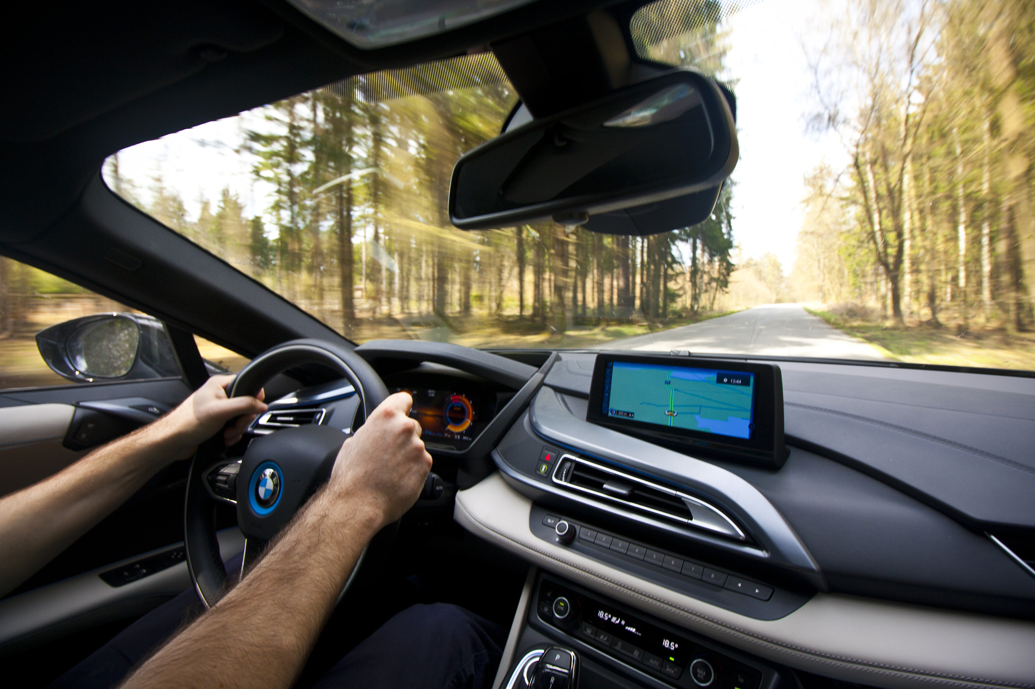 Canon EF-S 10-18mm F4.5–5.6 IS STM sample photo. Bmw i8 testing = work :) photography