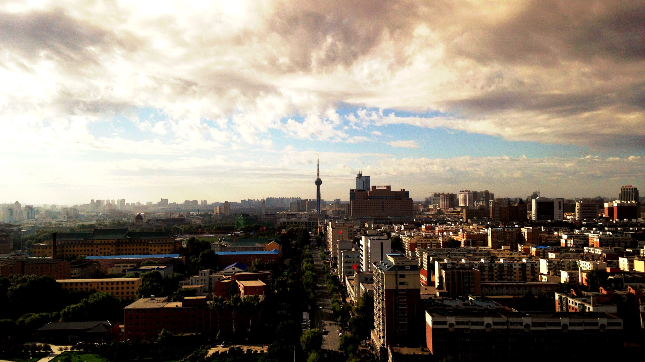 Jag.gr 645 PRO Mk III for Apple iPhone 5 sample photo. China photography
