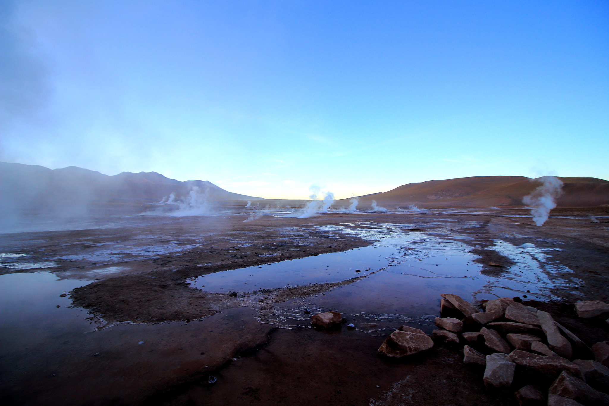 Canon EF-S 10-18mm F4.5–5.6 IS STM sample photo. Geyser tatio photography