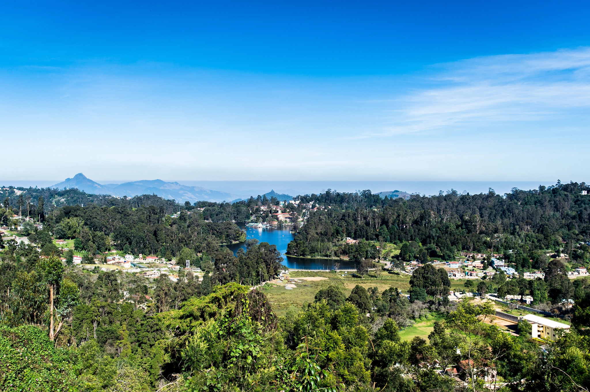 Nikon AF-S Nikkor 18-35mm F3.5-4.5G ED sample photo. Kodaikanal valley photography