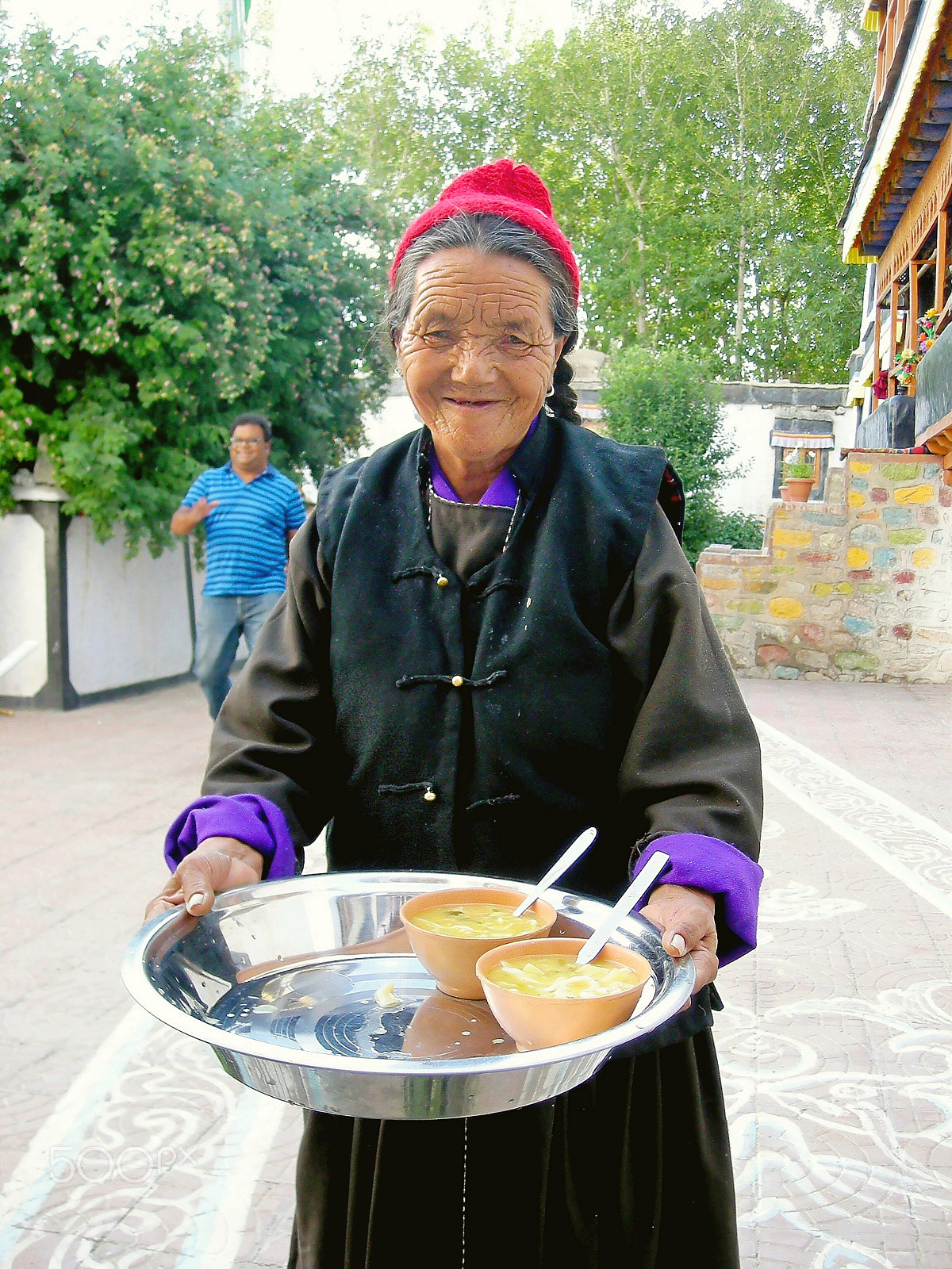 Nikon COOLPIX S500 sample photo. Lunch in a buddhist monastery photography