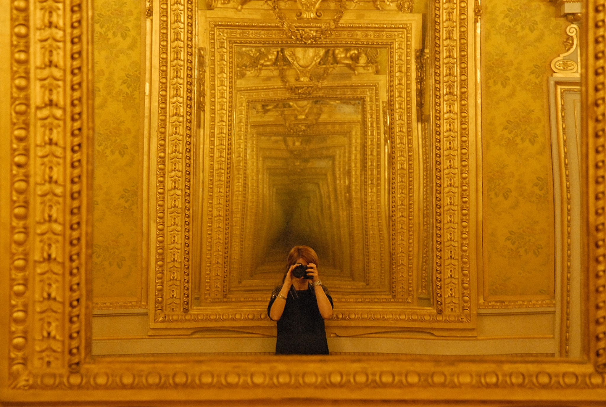 Nikon AF Nikkor 24-85mm F2.8-4D IF sample photo. Riflesso oro infinito photography