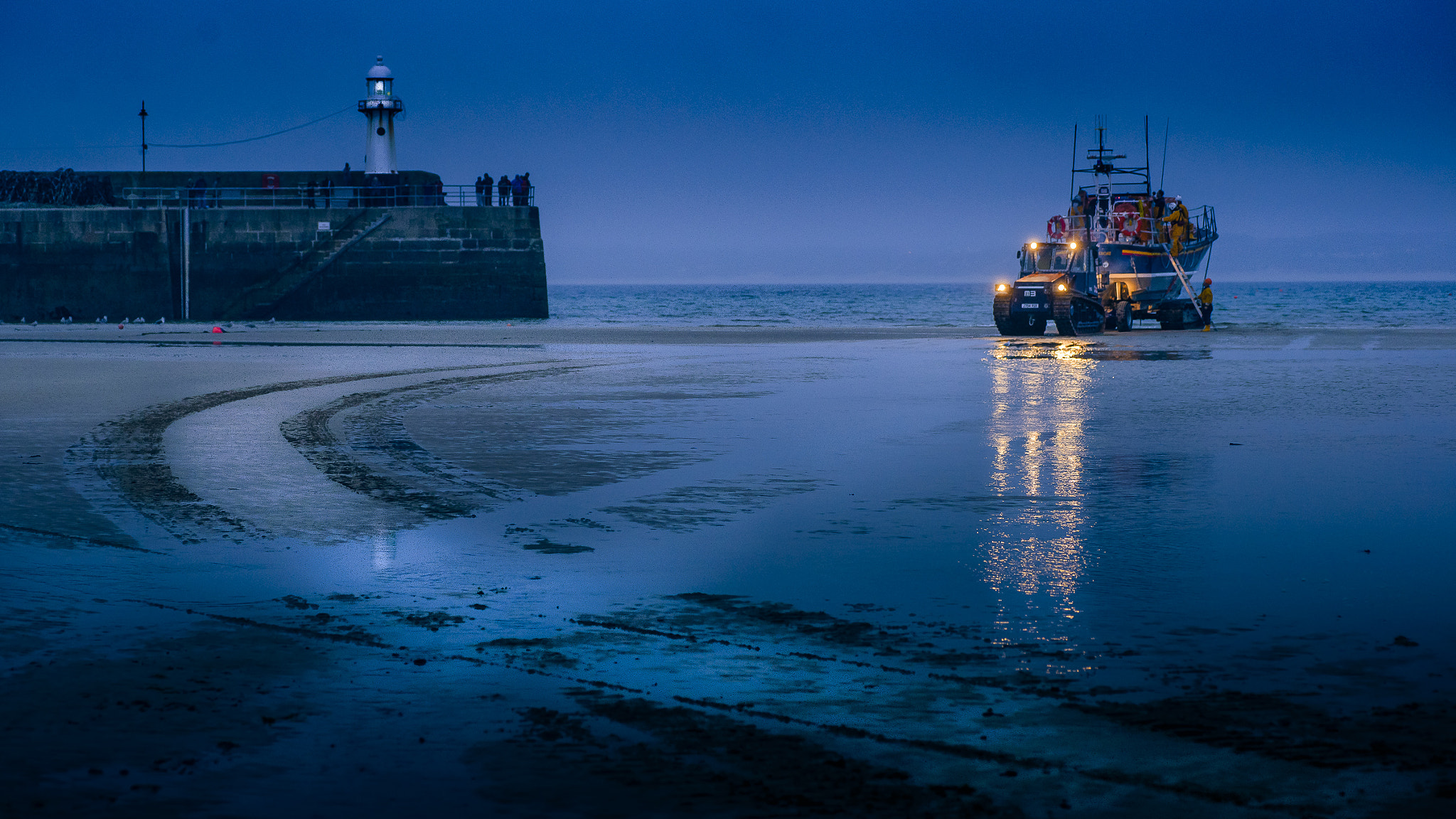 Nikon D600 sample photo. Lifeboat drill, st ives. photography
