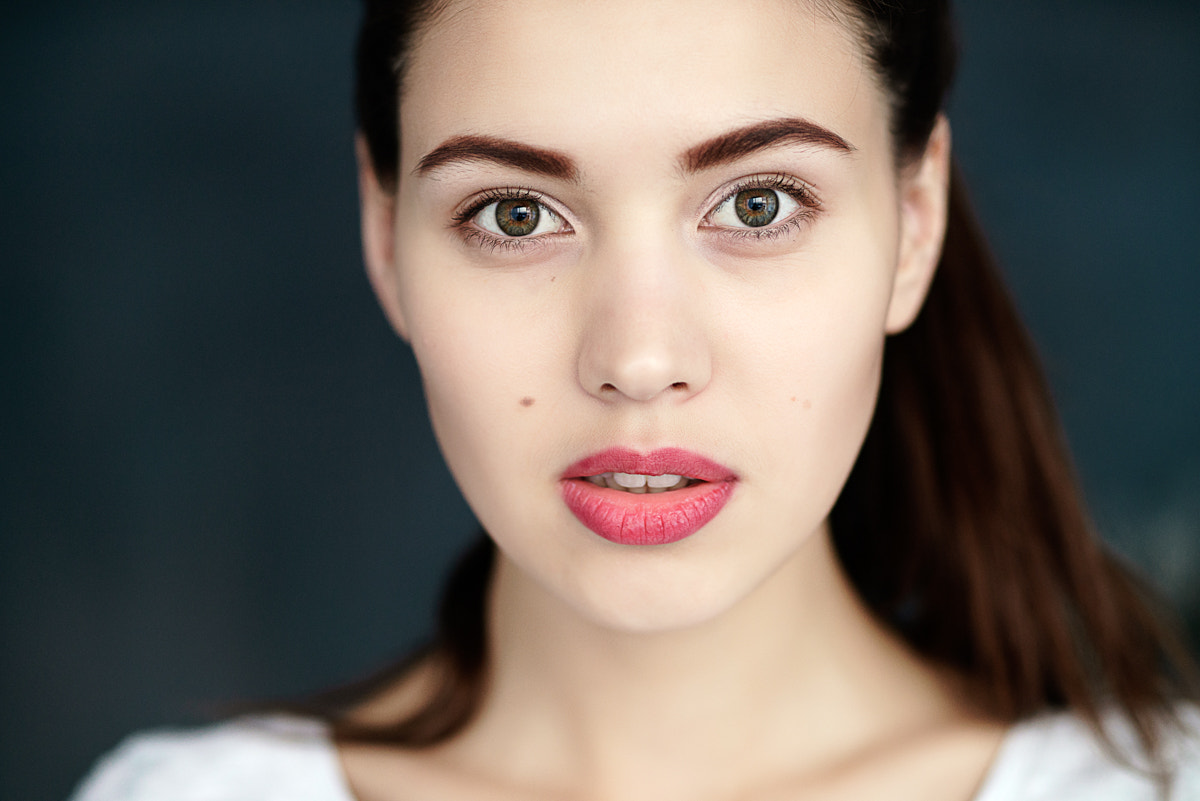 Sony Planar T* 85mm F1.4 ZA sample photo. Настя photography