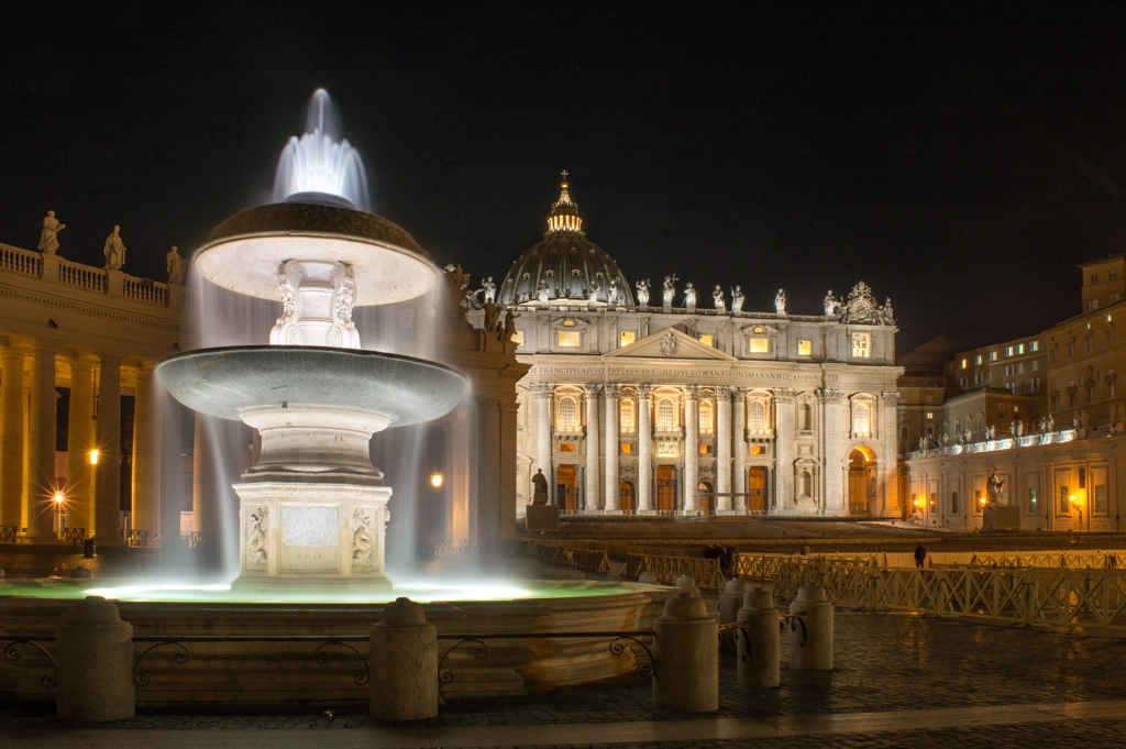 Piazza San Pietro - Roma by Alessandro De Benedictis on 500px.com