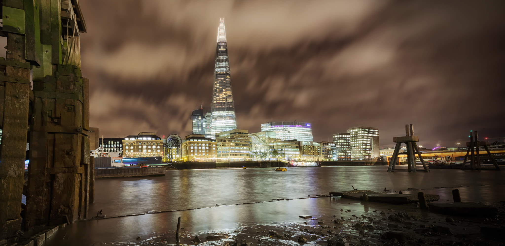 Canon EF 16-35mm F2.8L USM sample photo. A view across the thames photography