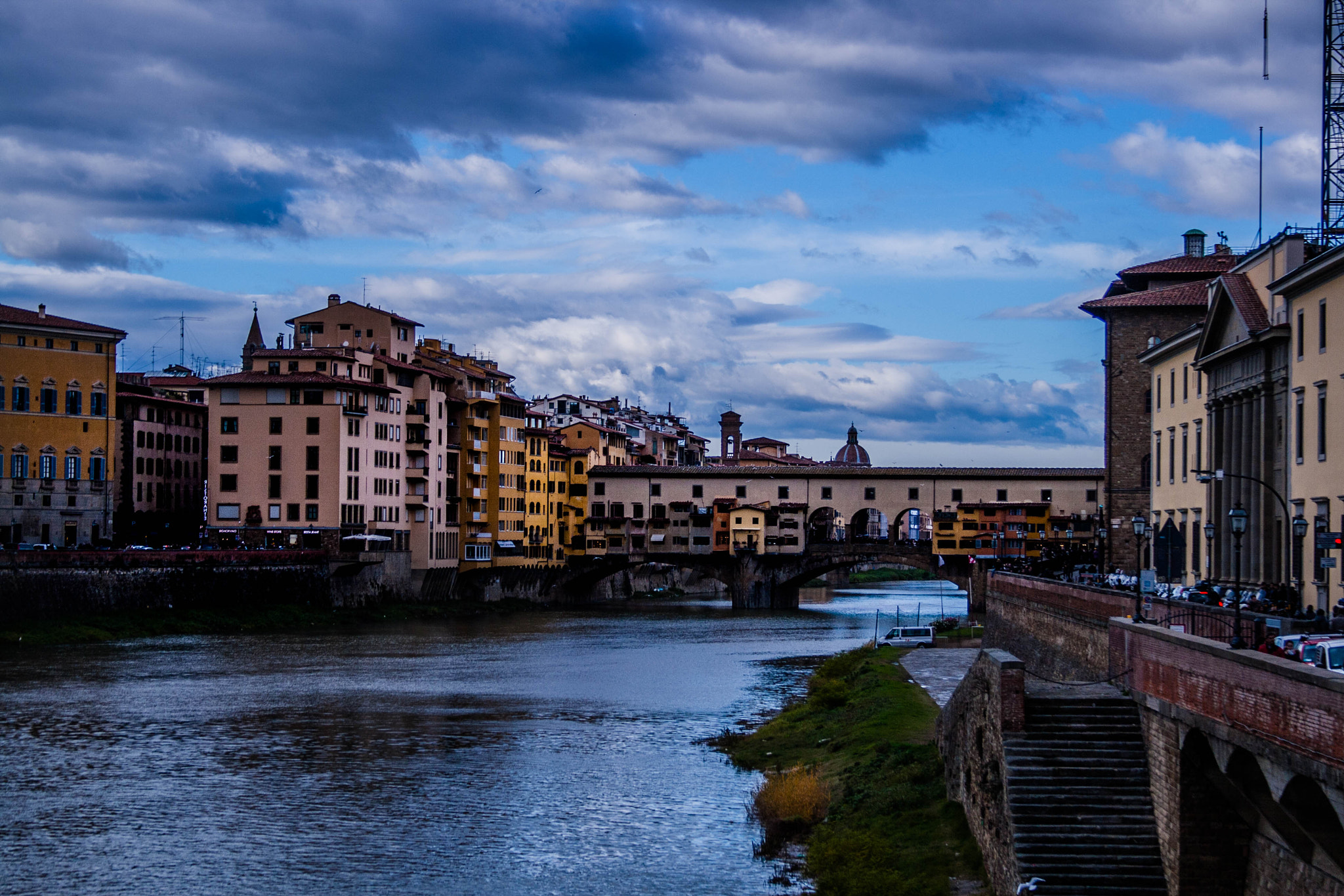 Canon EF 28-135mm F3.5-5.6 IS USM sample photo. Ponte vecchio photography