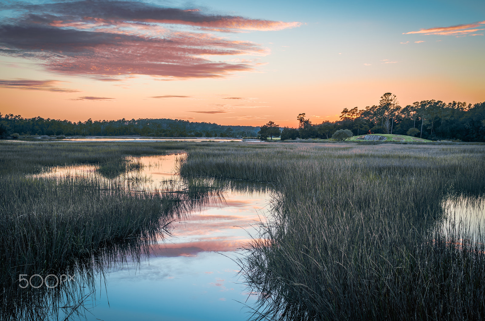 Sony a7R II + Canon EF 35mm F1.4L USM sample photo. Eveninglight photography