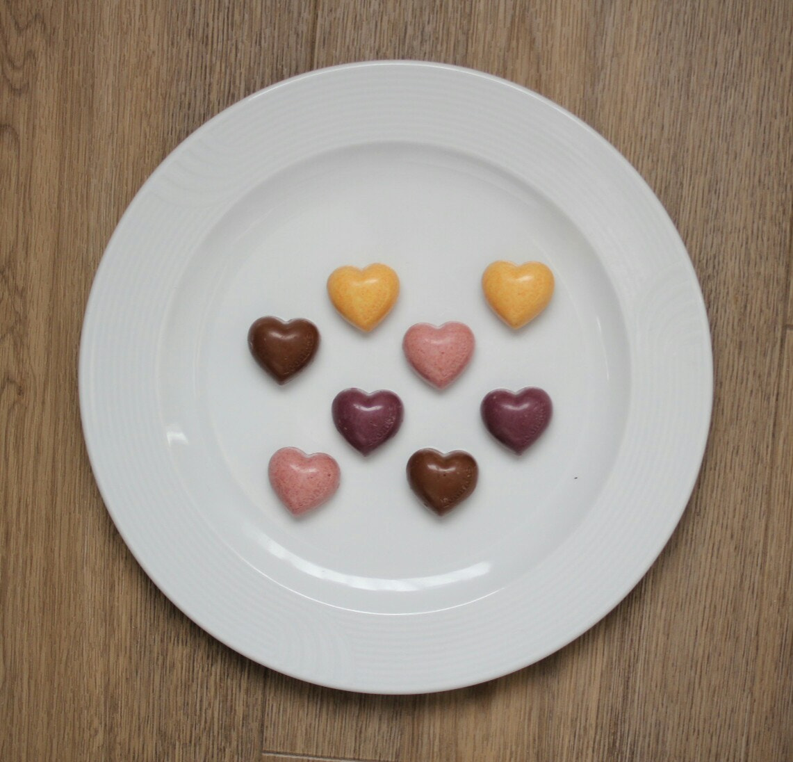 Canon EOS 60D + Canon EF 50mm f/1.8 sample photo. I'm in love with these belgian heart chocolates photography