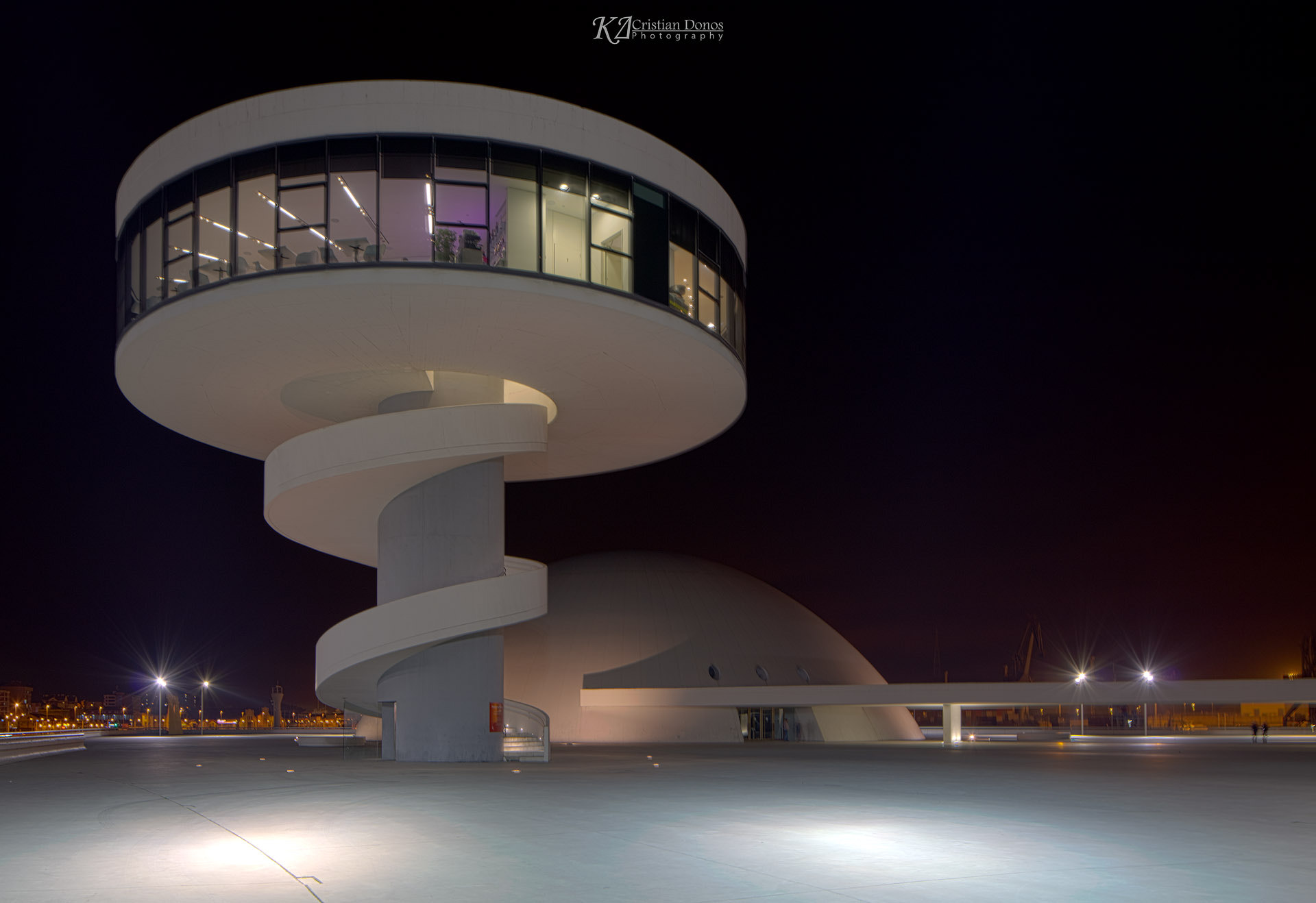 Canon TS-E 24.0mm f/3.5 L II sample photo. Niemeyer ii photography