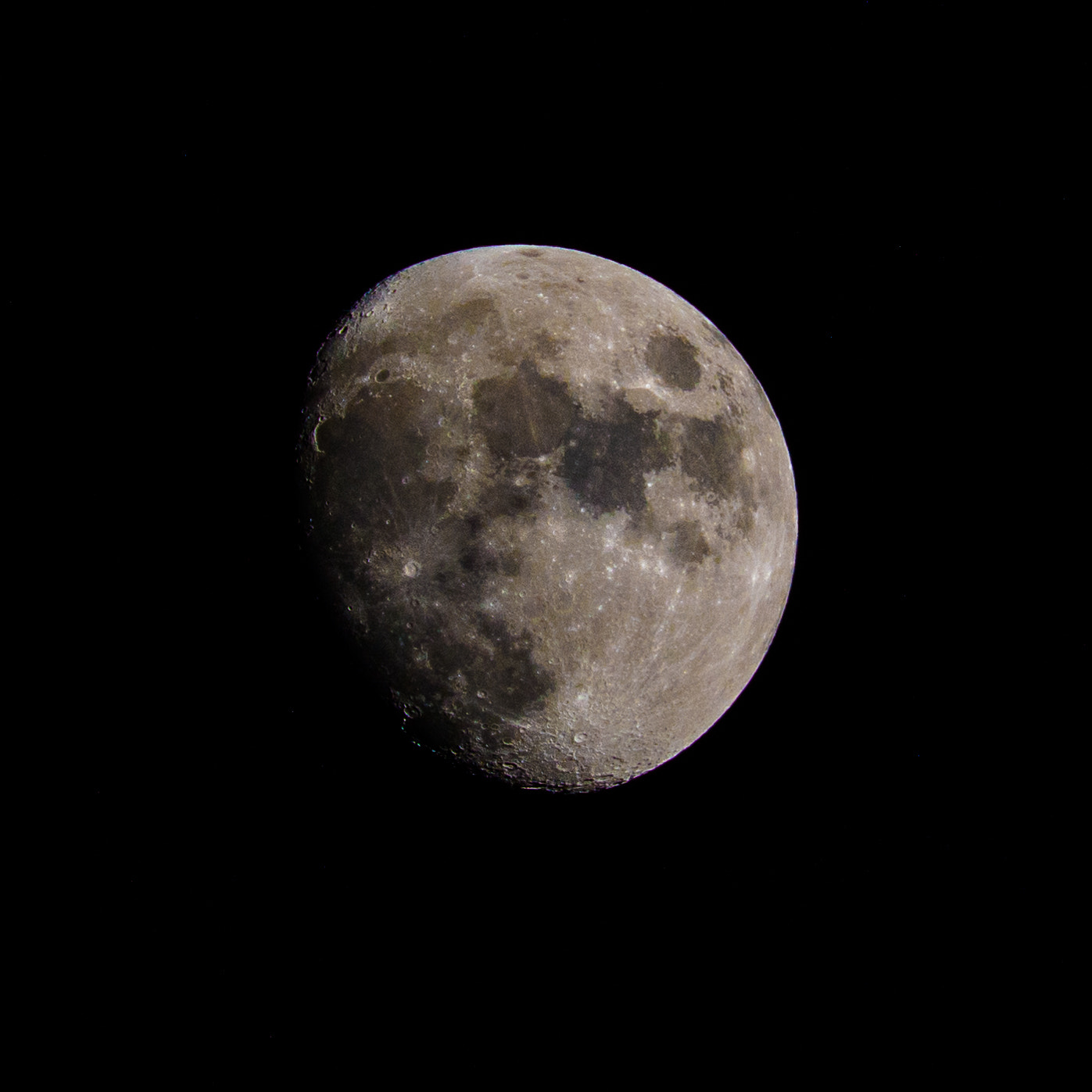 AF Nikkor 300mm f/4 IF-ED sample photo. The moon photography