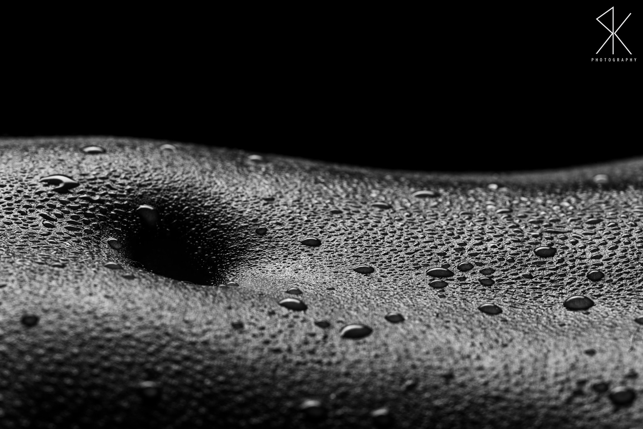 Sigma 150mm F2.8 EX DG Macro HSM sample photo. Tummy photography