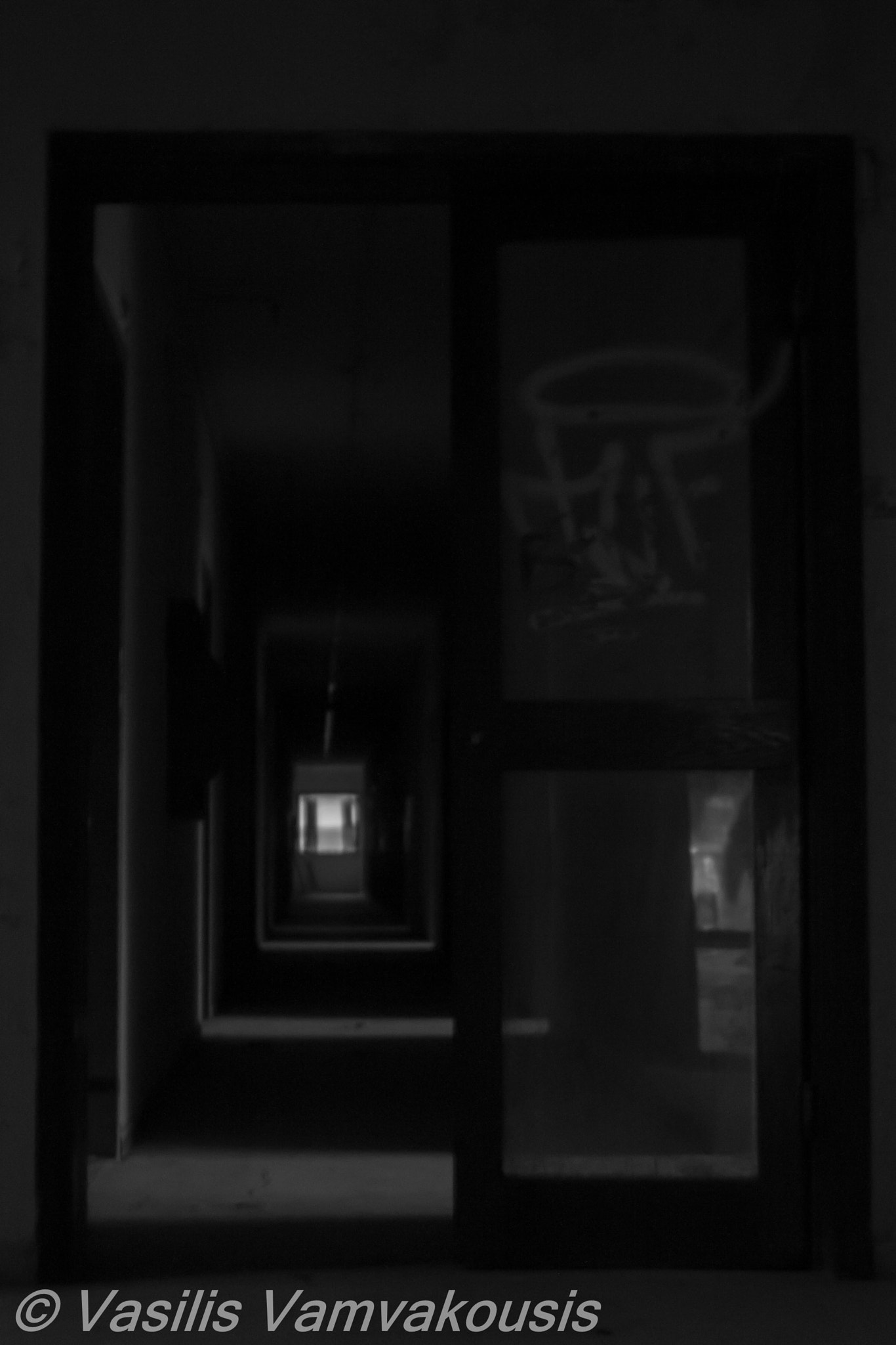Canon EF 28-105mm f/3.5-4.5 USM sample photo. Dark and spooky photography