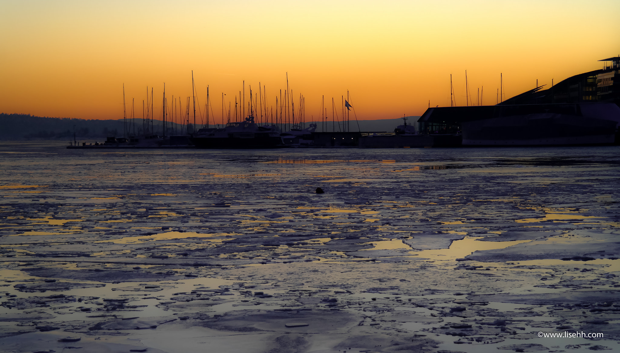 Samsung NX30 + NX 18-55mm F3.5-5.6 sample photo. Oslo seaside photography