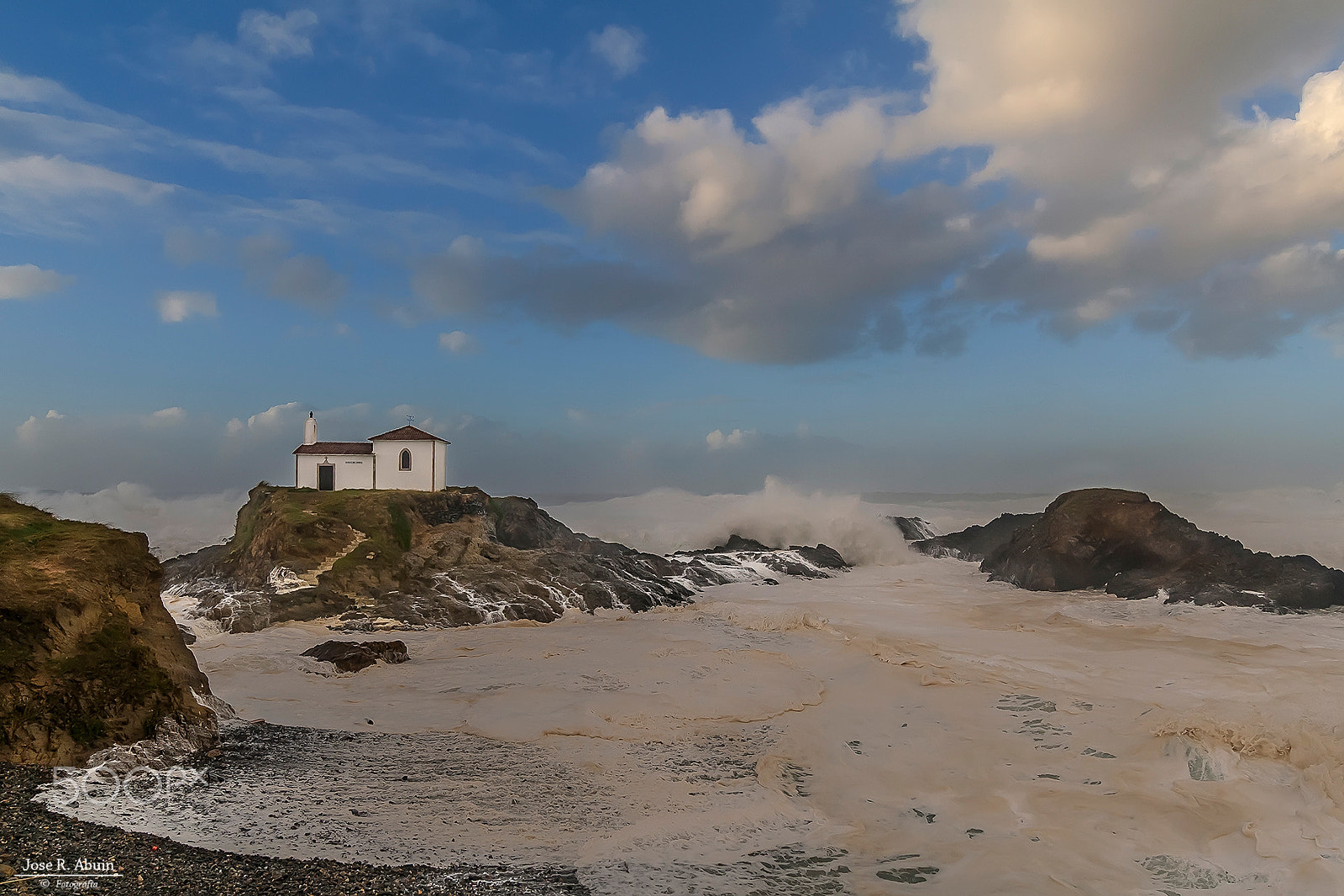 Sigma 10-20mm F3.5 EX DC HSM sample photo. Temporal no porto photography